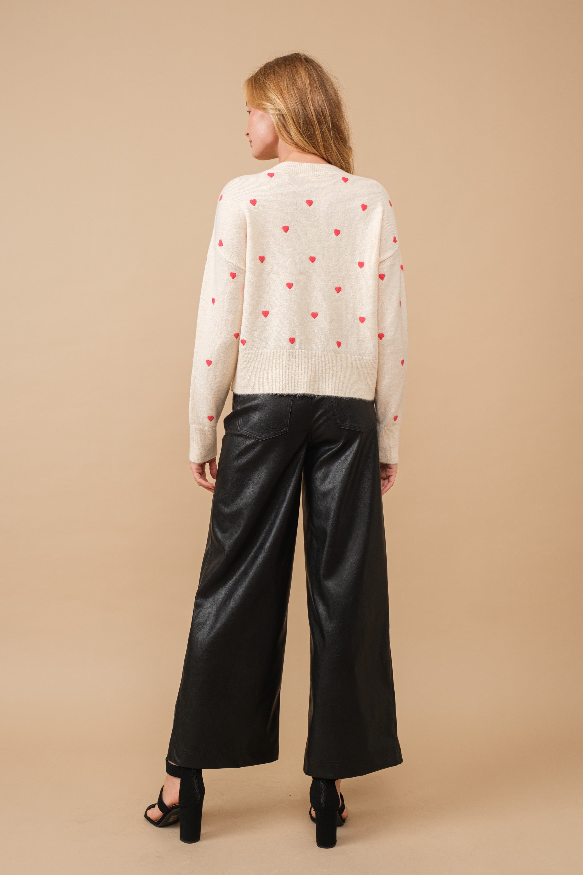 Happy Heart Sweater - alldeserved.com