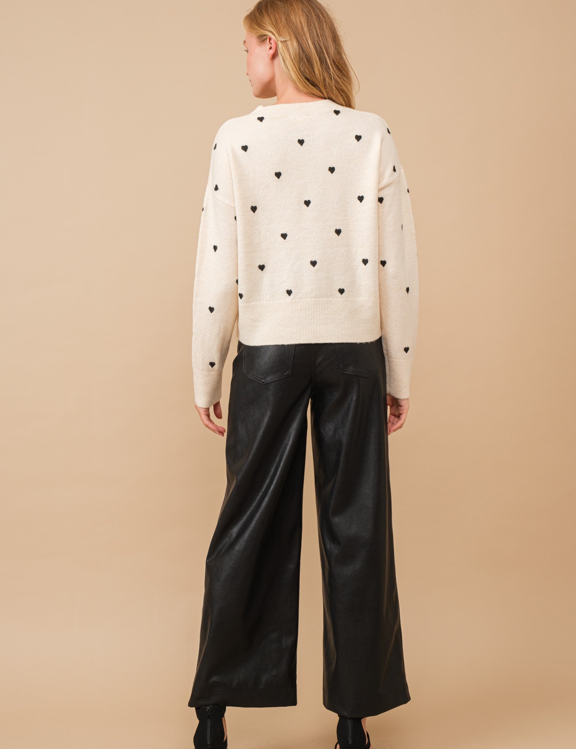 Happy Heart Sweater - alldeserved.com