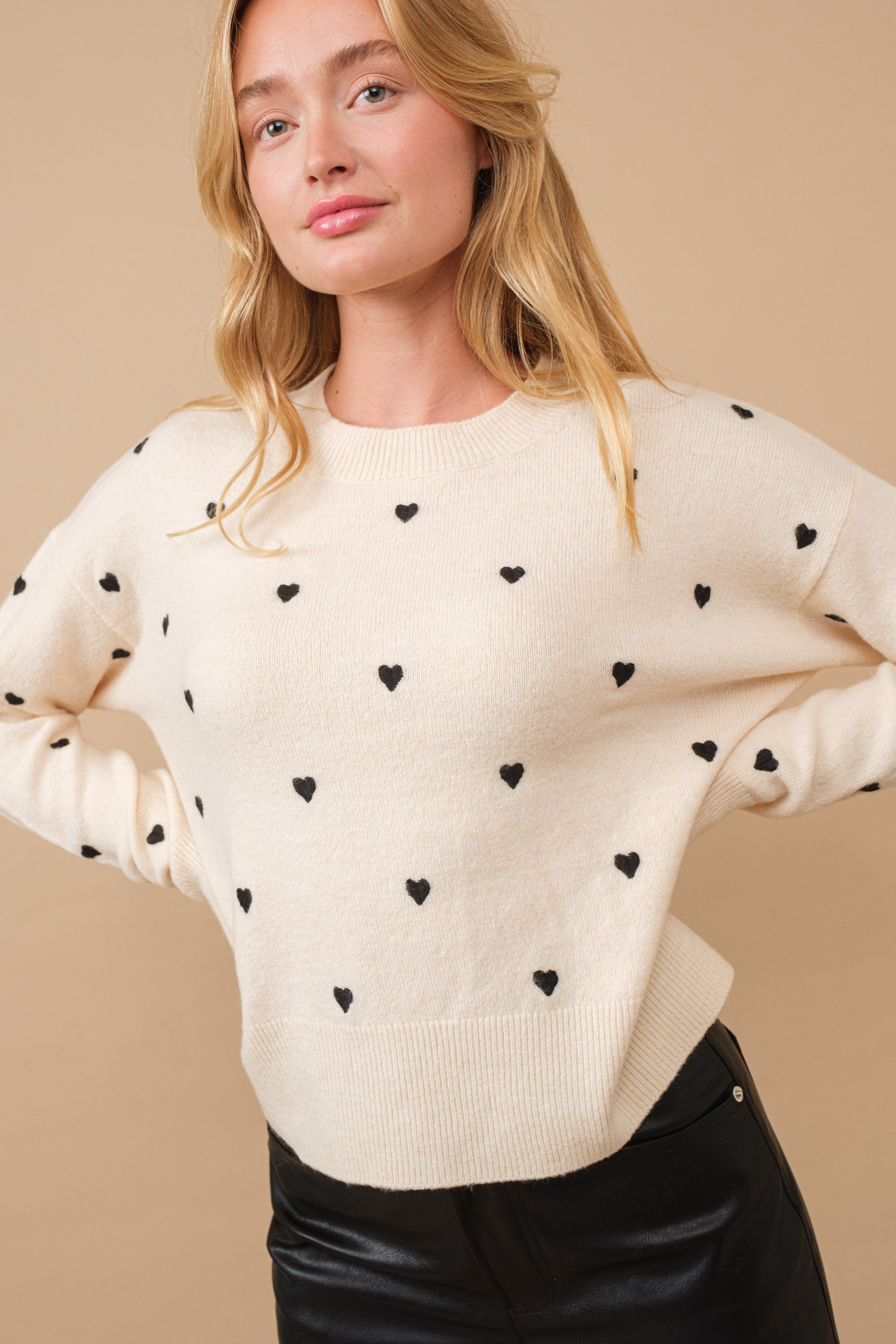 Happy Heart Sweater - alldeserved.com