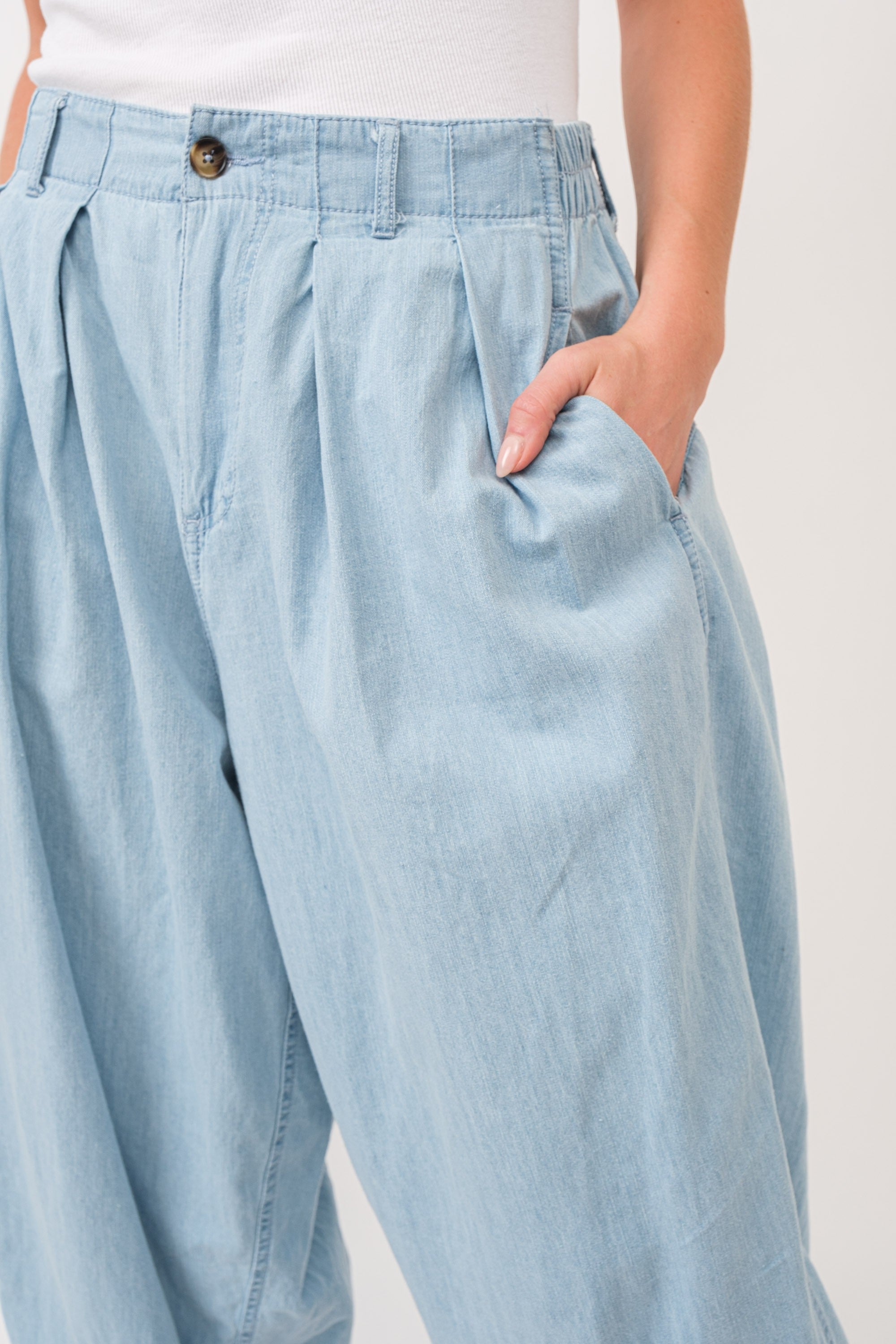 To The Sky Parachute Pants - alldeserved.com