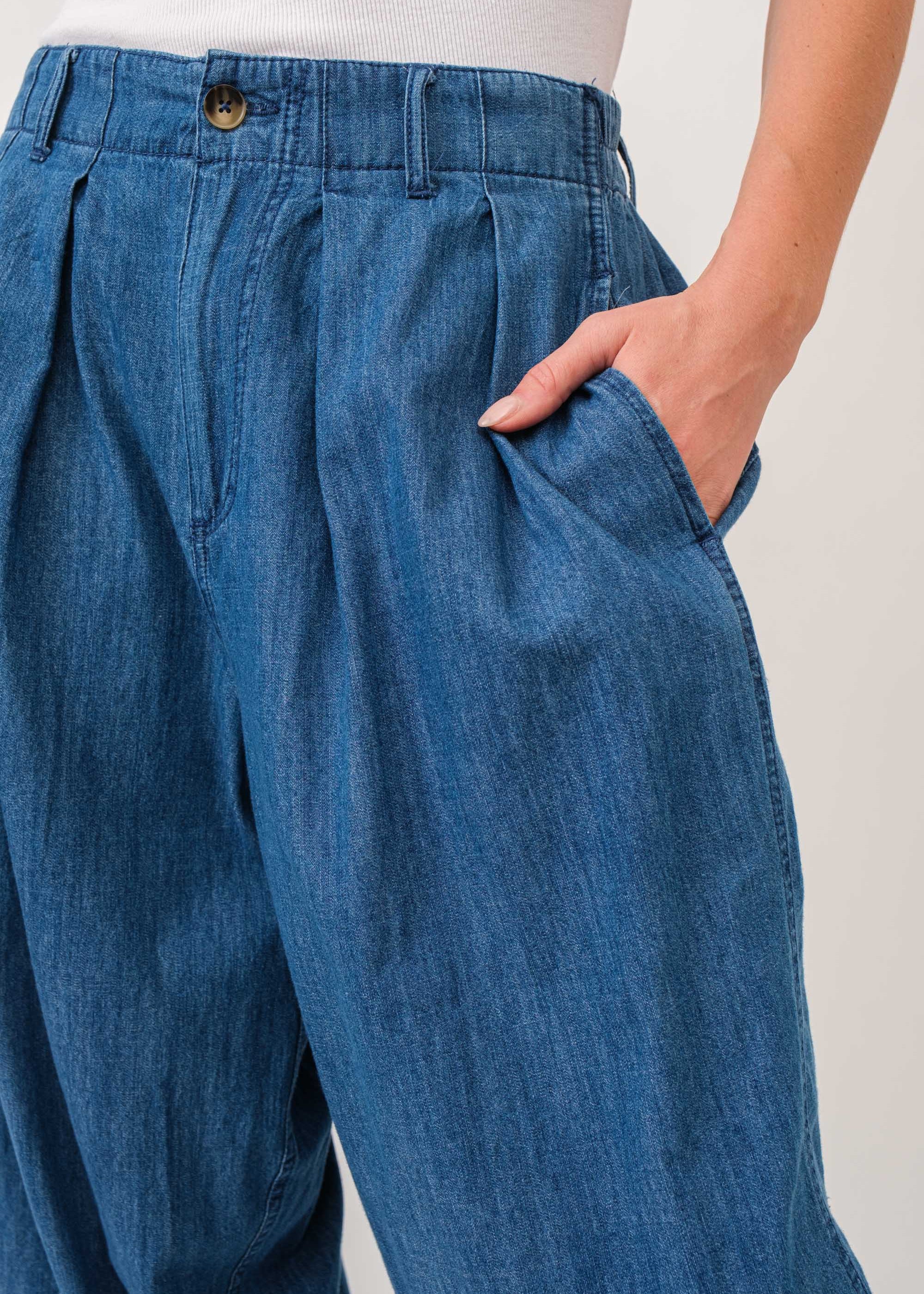 To The Sky Parachute Pants - alldeserved.com