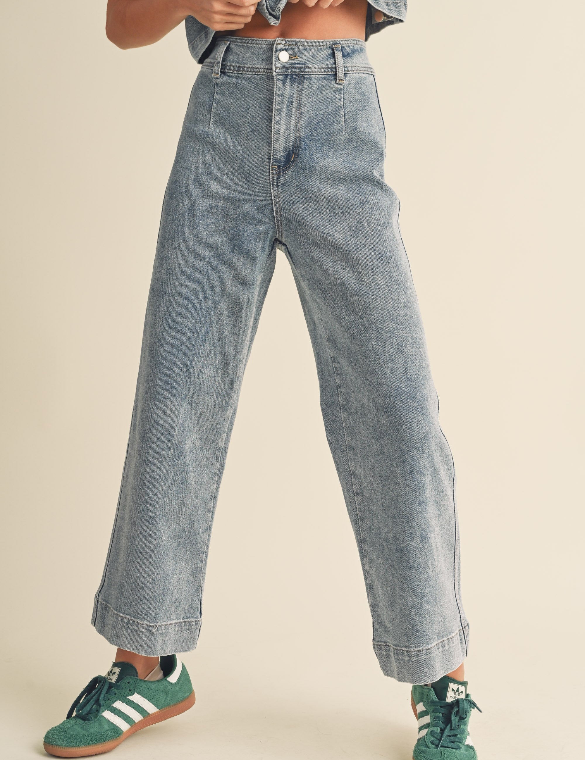 Sofie Cuffed Straight Crop Jeans - alldeserved.com