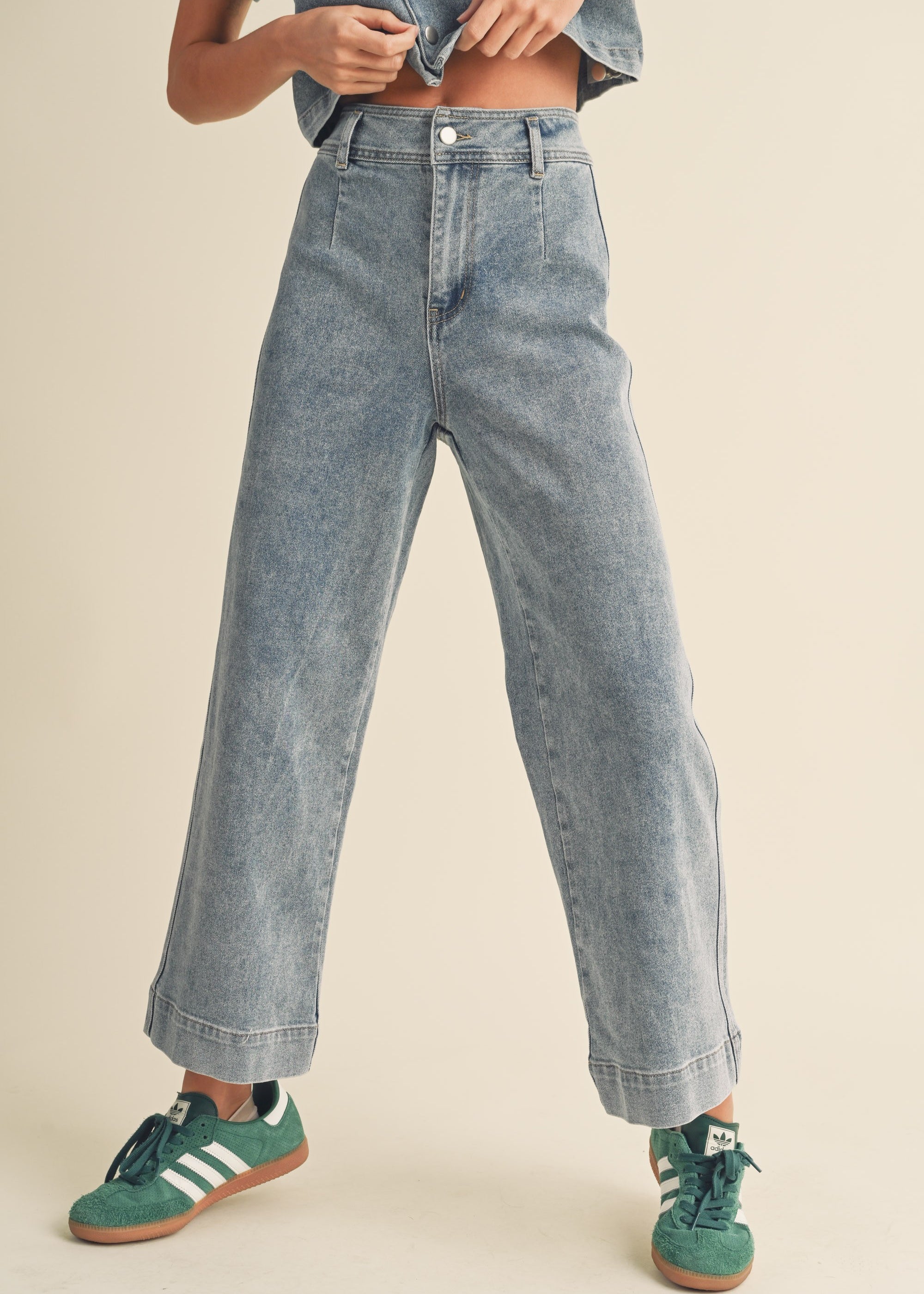 Sofie Cuffed Straight Crop Jeans - alldeserved.com