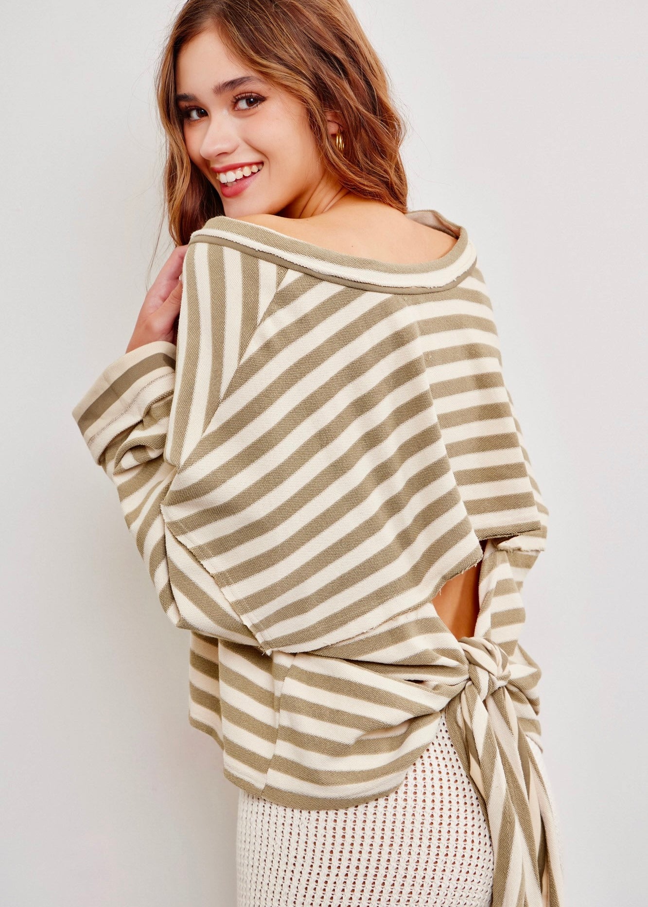 Blanche Oversized Striped Sweatshirt - alldeserved.com