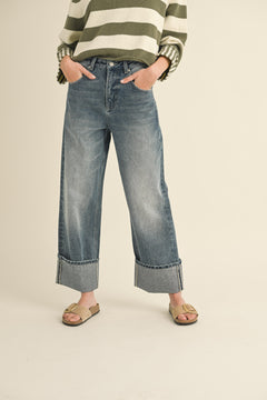 Ayla Straight Leg Cuffed Hem Jeans - alldeserved.com
