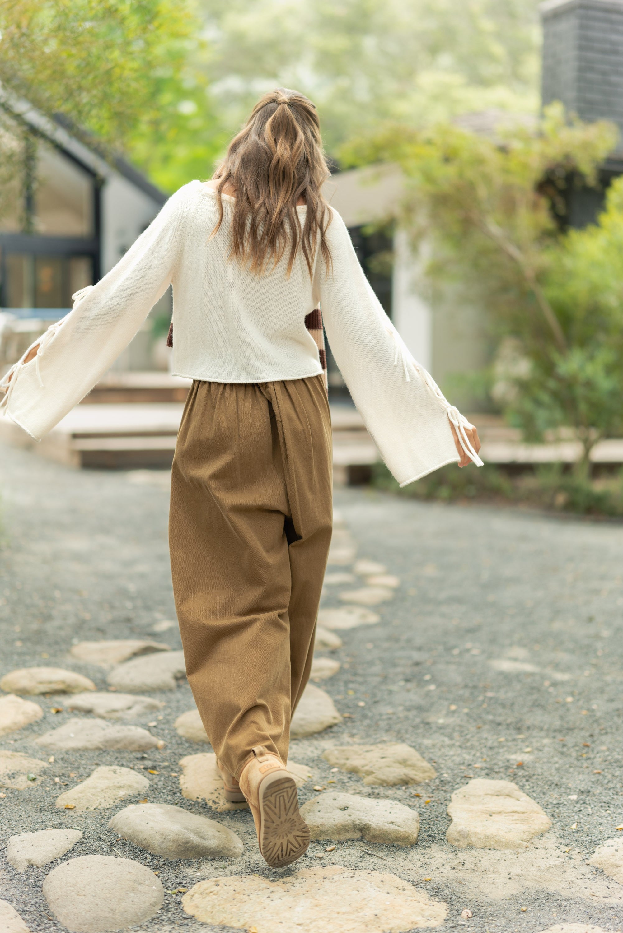 Nash Wide-Leg Pleated Pants - alldeserved.com