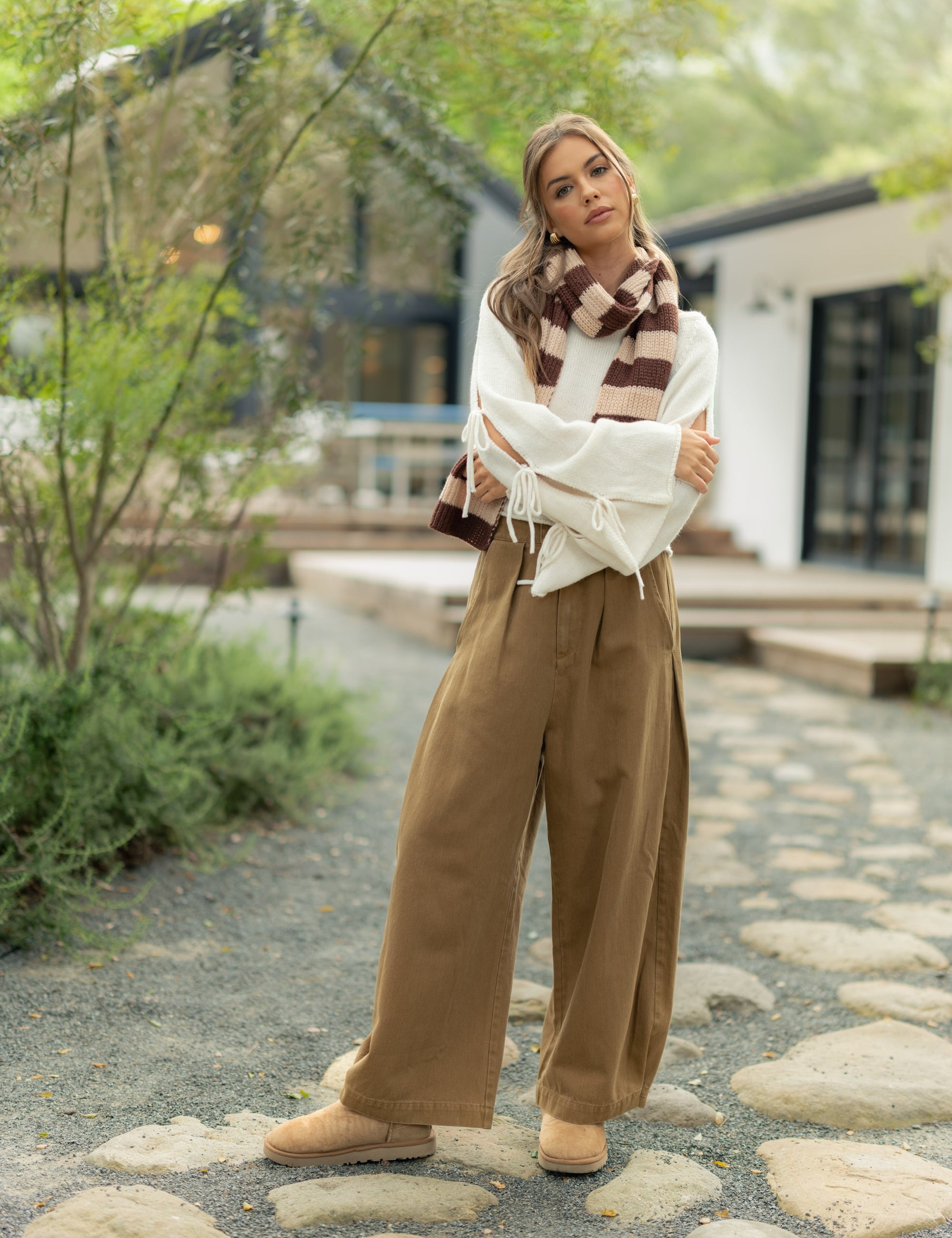 Nash Wide-Leg Pleated Pants - alldeserved.com