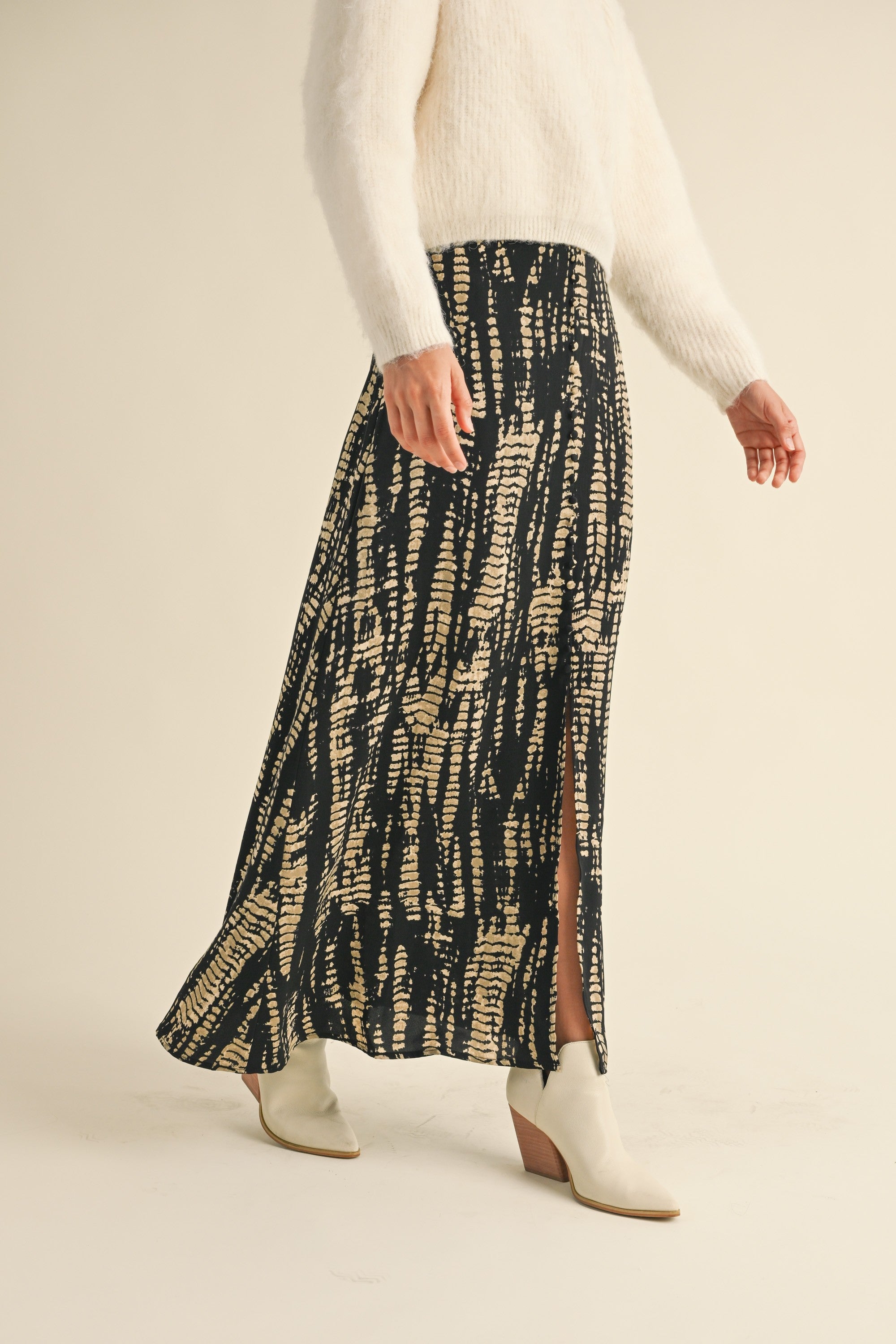 Desert Shadow Slit Skirt - alldeserved.com