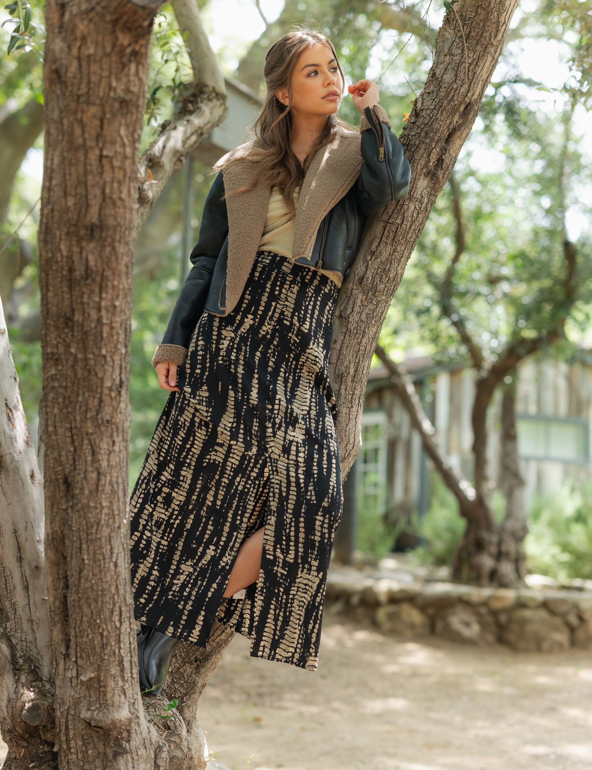 Desert Shadow Slit Skirt - alldeserved.com