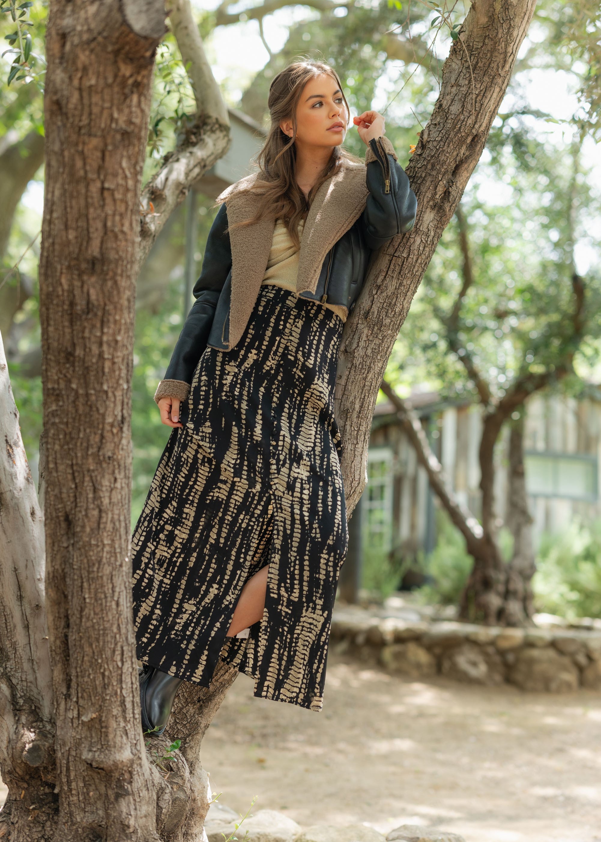 Desert Shadow Slit Skirt - alldeserved.com