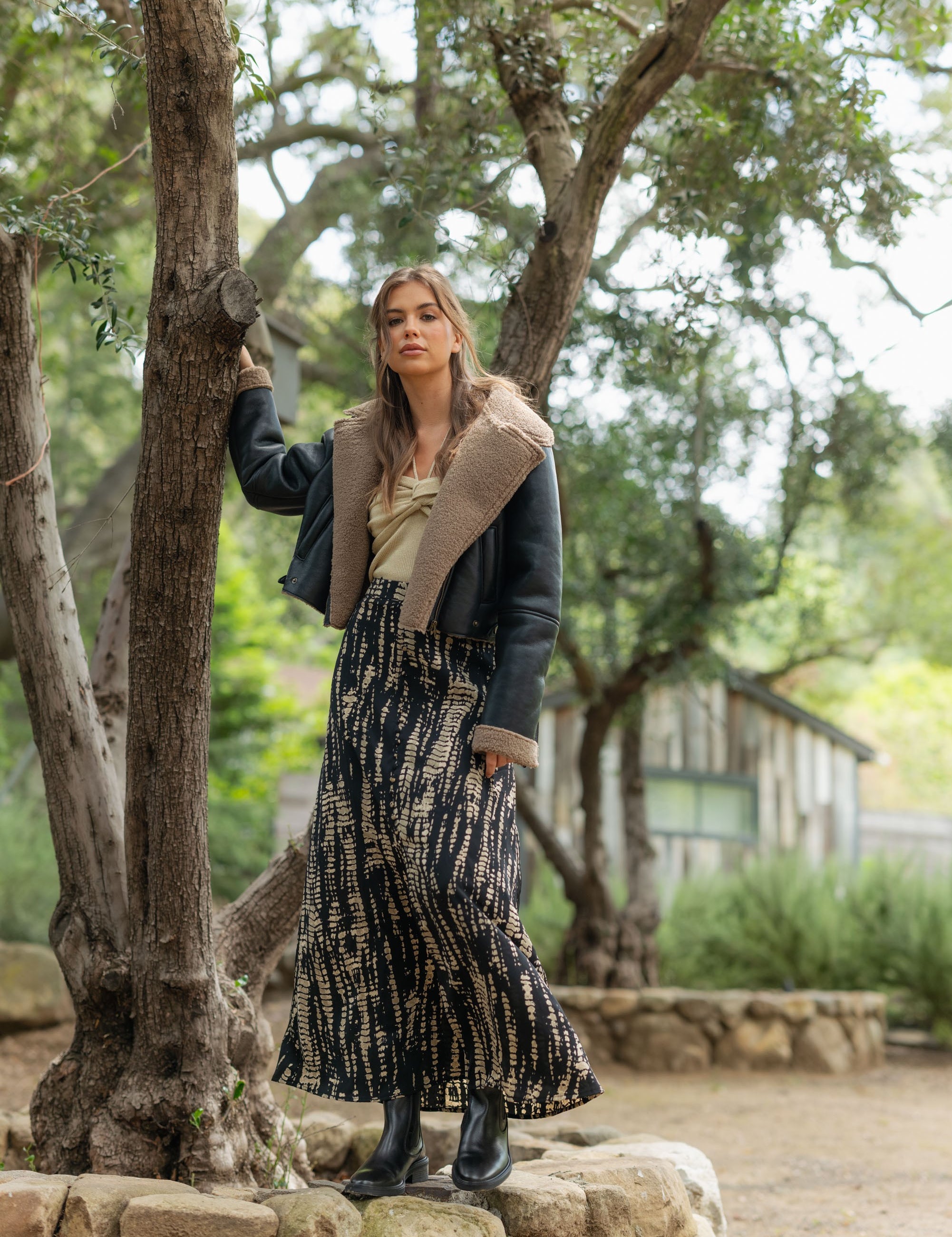 Desert Shadow Slit Skirt - alldeserved.com