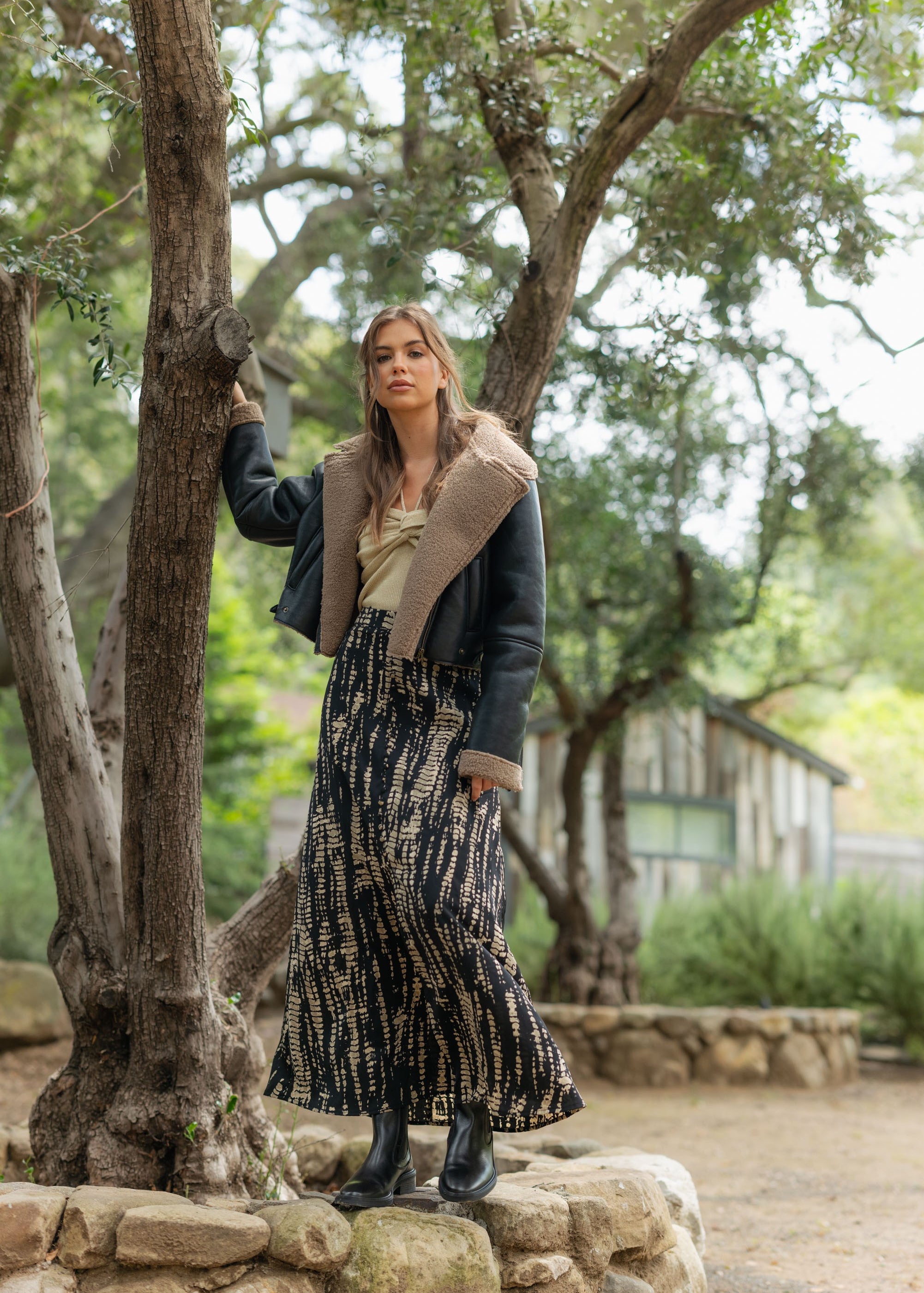 Desert Shadow Slit Skirt - alldeserved.com