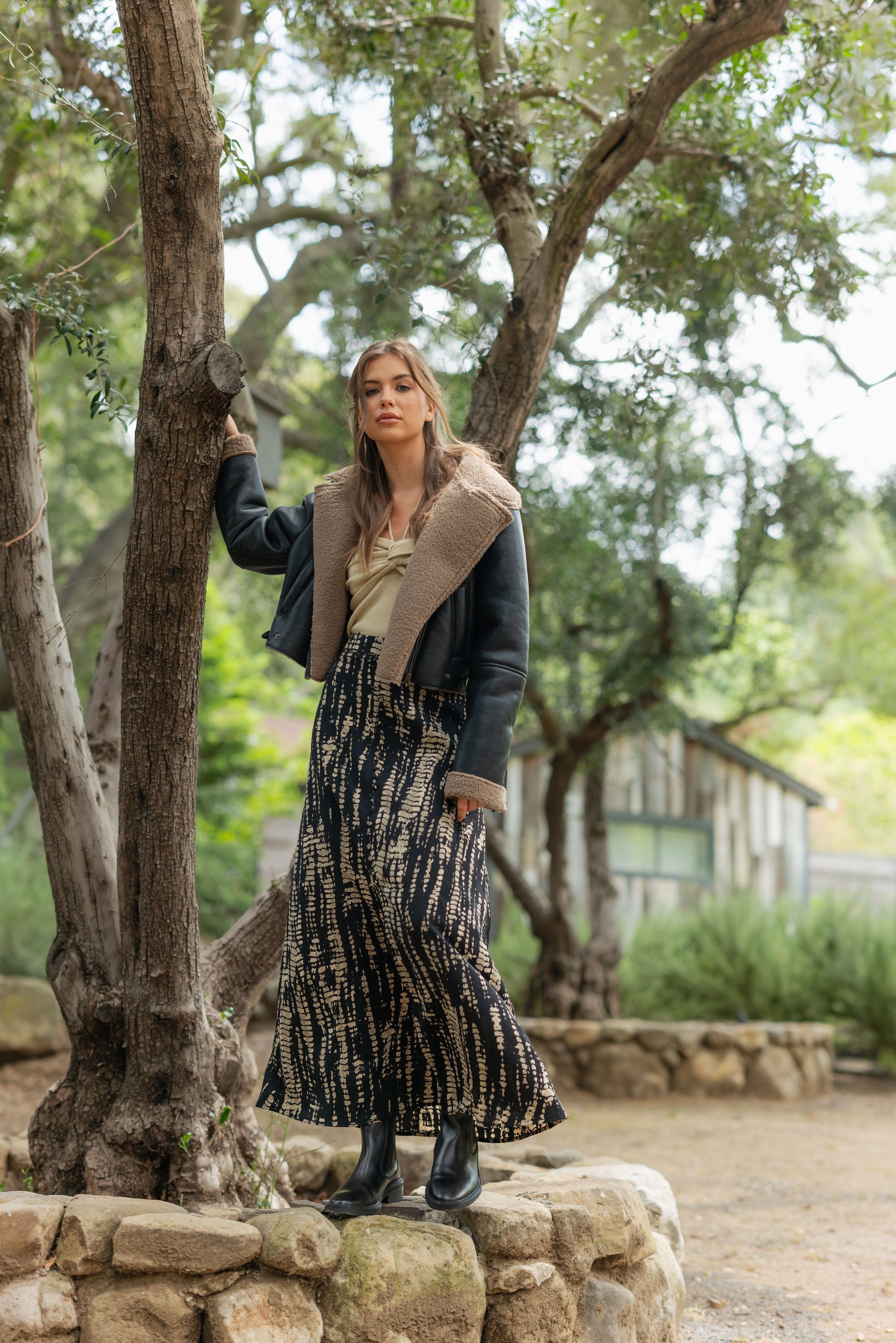 Desert Shadow Slit Skirt - alldeserved.com