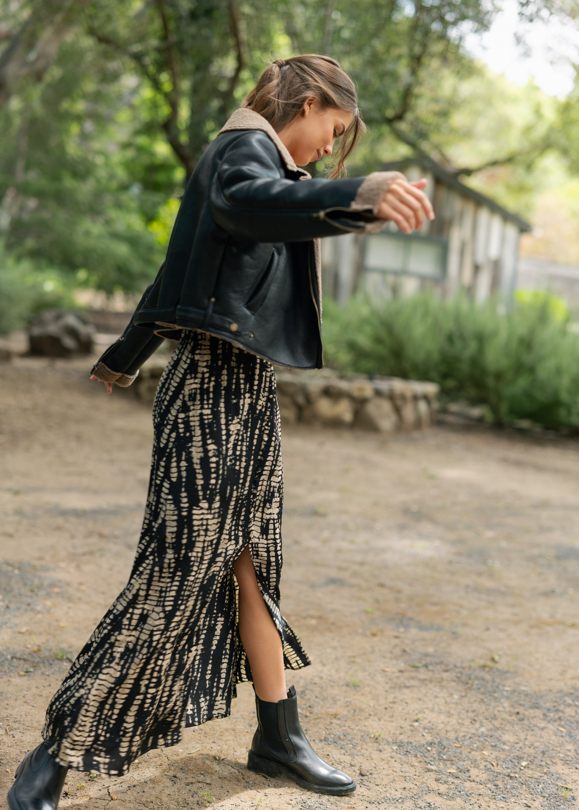 Desert Shadow Slit Skirt - alldeserved.com