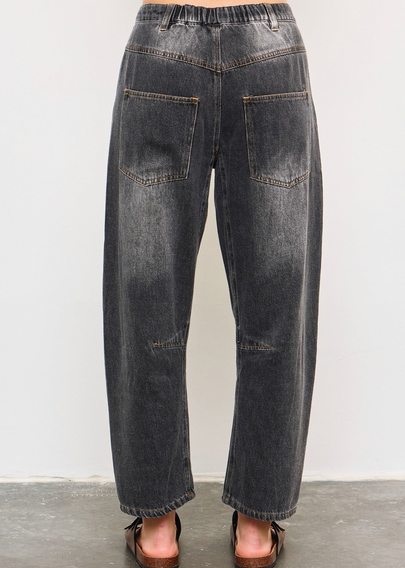 Shon Front Pocket Barrel Jeans - alldeserved.com
