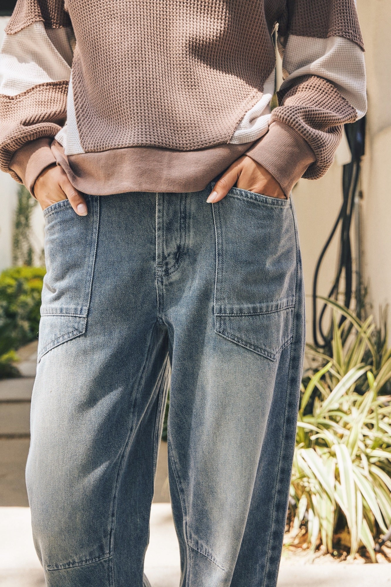 Shon Front Pocket Barrel Jeans - alldeserved.com