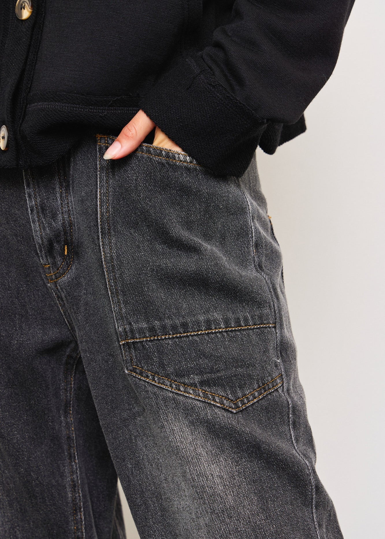 Shon Front Pocket Barrel Jeans - alldeserved.com
