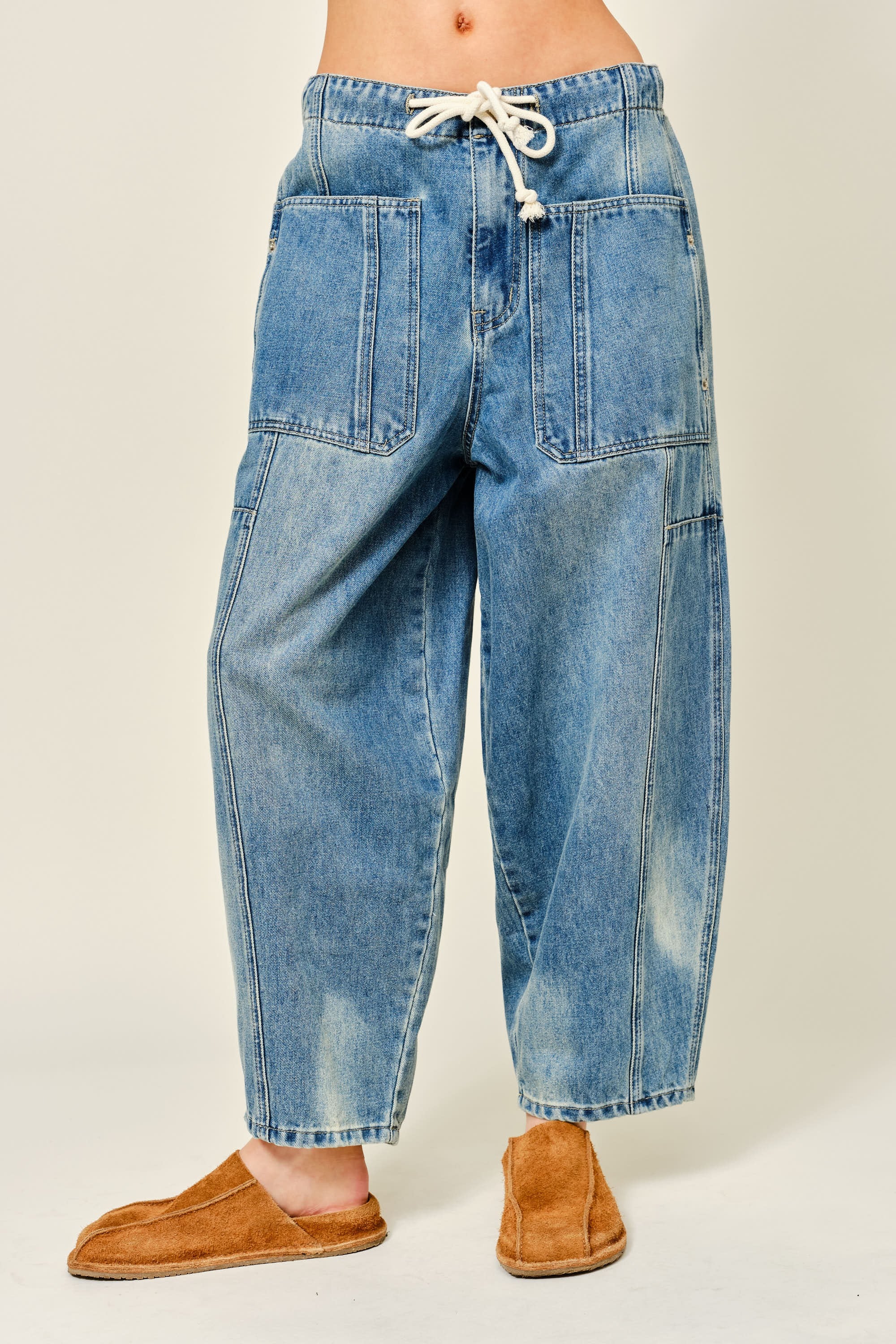 Silverton Drawstring Barrel Jeans - Medium Wash
