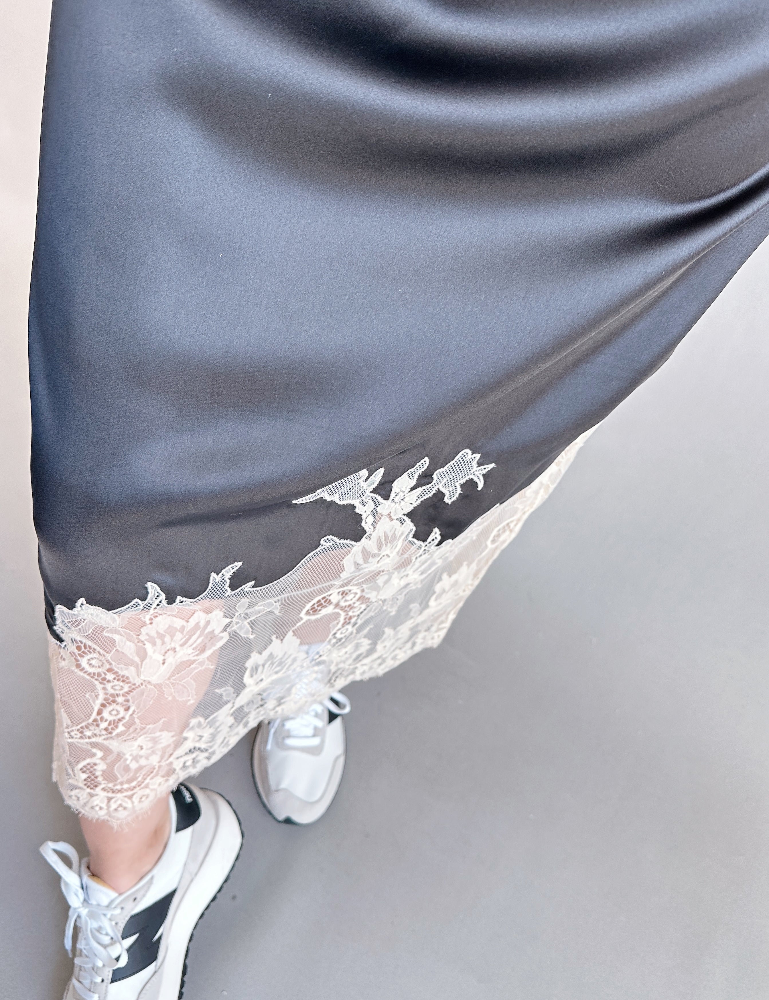 Bali Moon Satin Lace Skirt - alldeserved.com