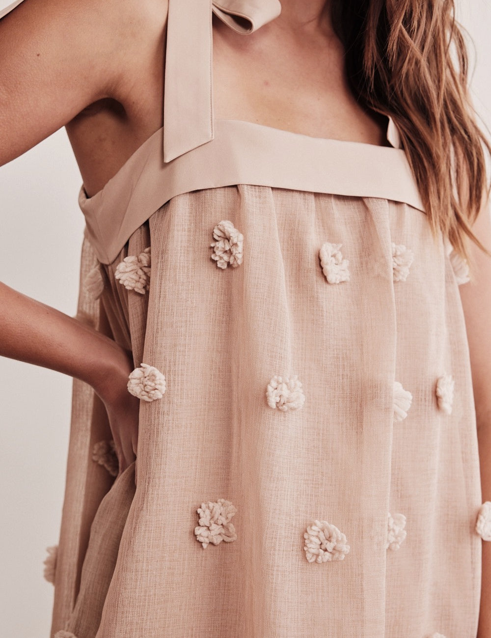 Arianna 3D Dot Midi Dress - alldeserved.com