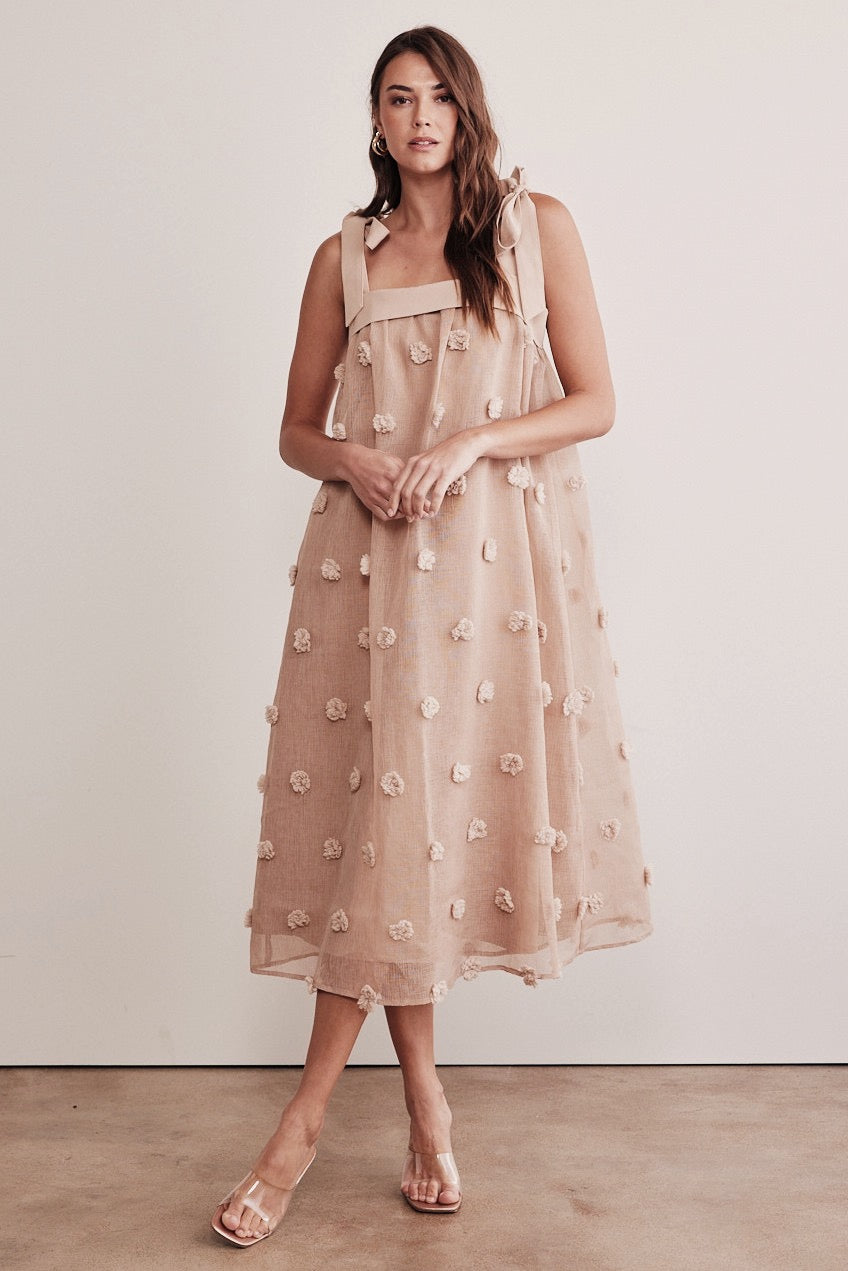 Arianna 3D Dot Midi Dress - alldeserved.com