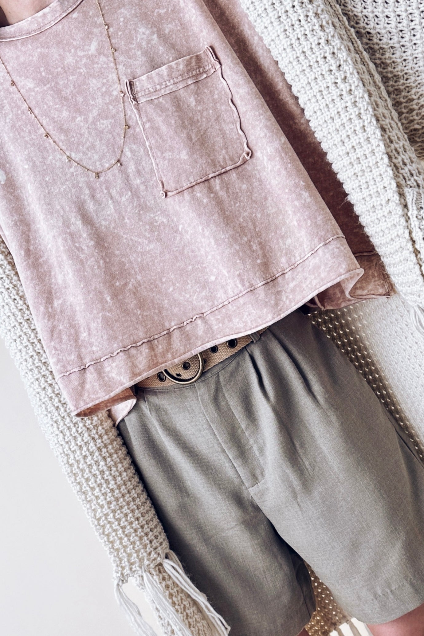 Hot Season Oversized Cropped T-Shirt - alldeserved.com