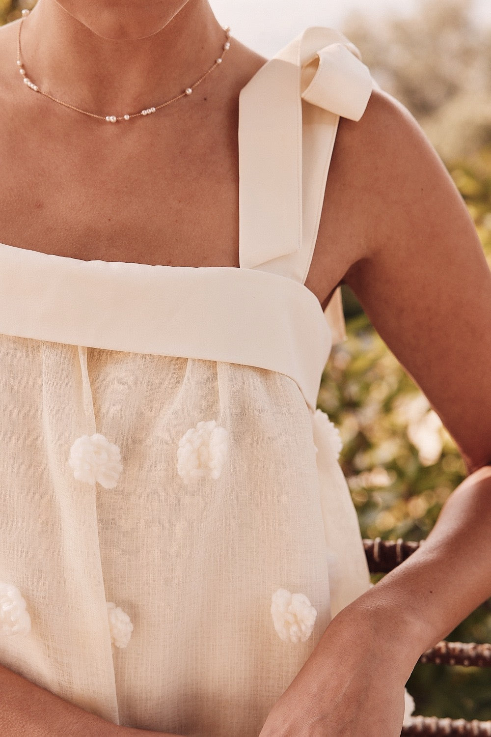 Arianna 3D Dot Midi Dress - alldeserved.com