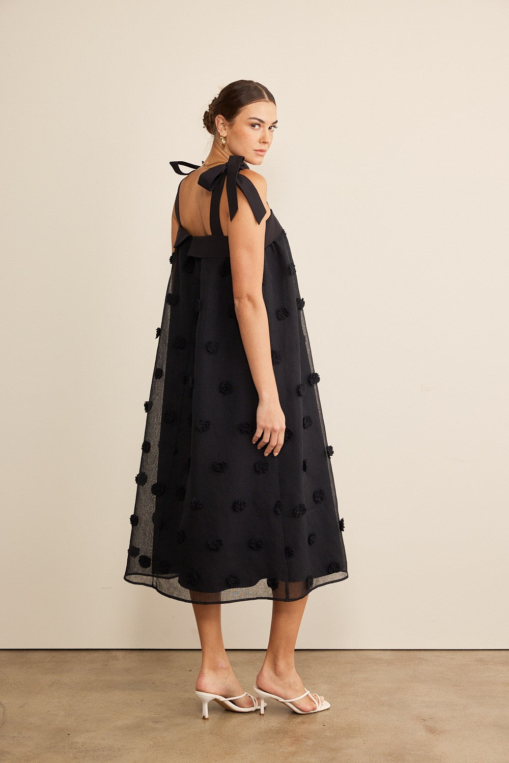 Arianna 3D Dot Midi Dress - alldeserved.com