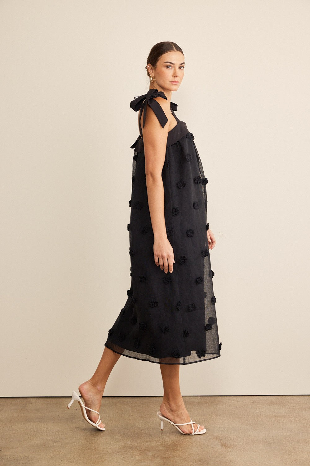 Arianna 3D Dot Midi Dress - alldeserved.com