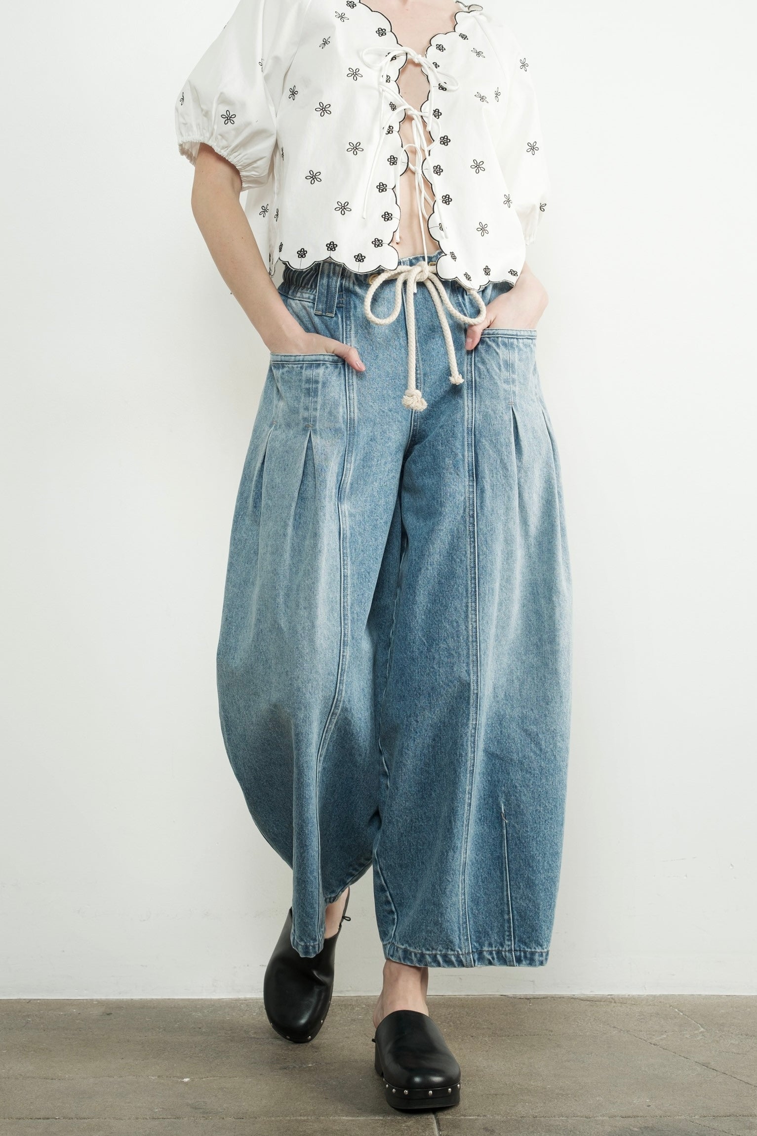 Margo Barrel Pull-On Jeans