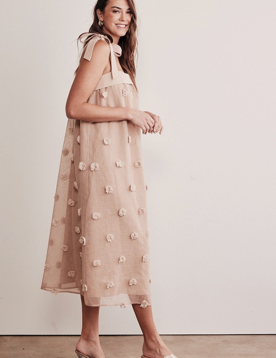 Arianna 3D Dot Midi Dress - alldeserved.com