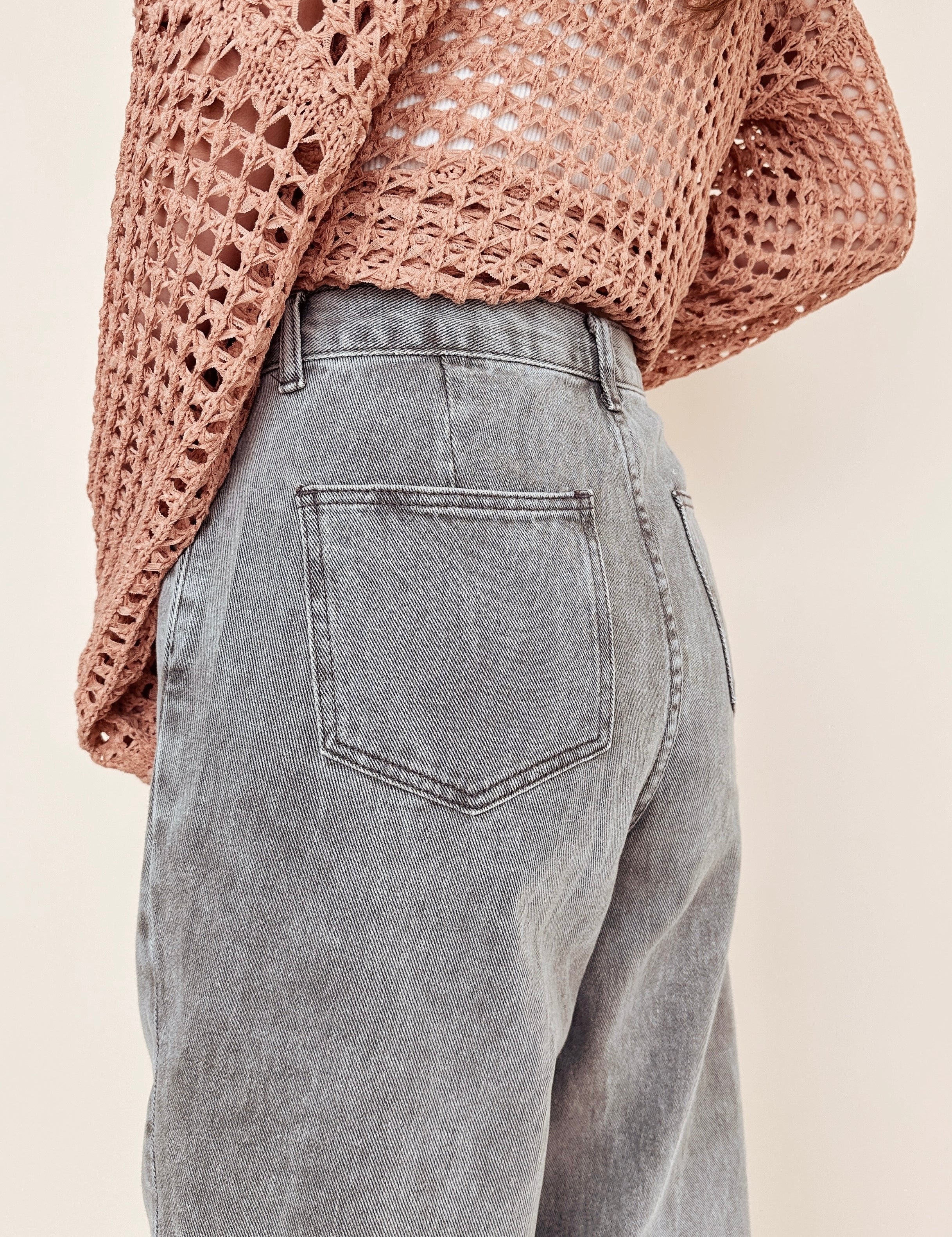 Barrel High-Rise Jeans - alldeserved.com