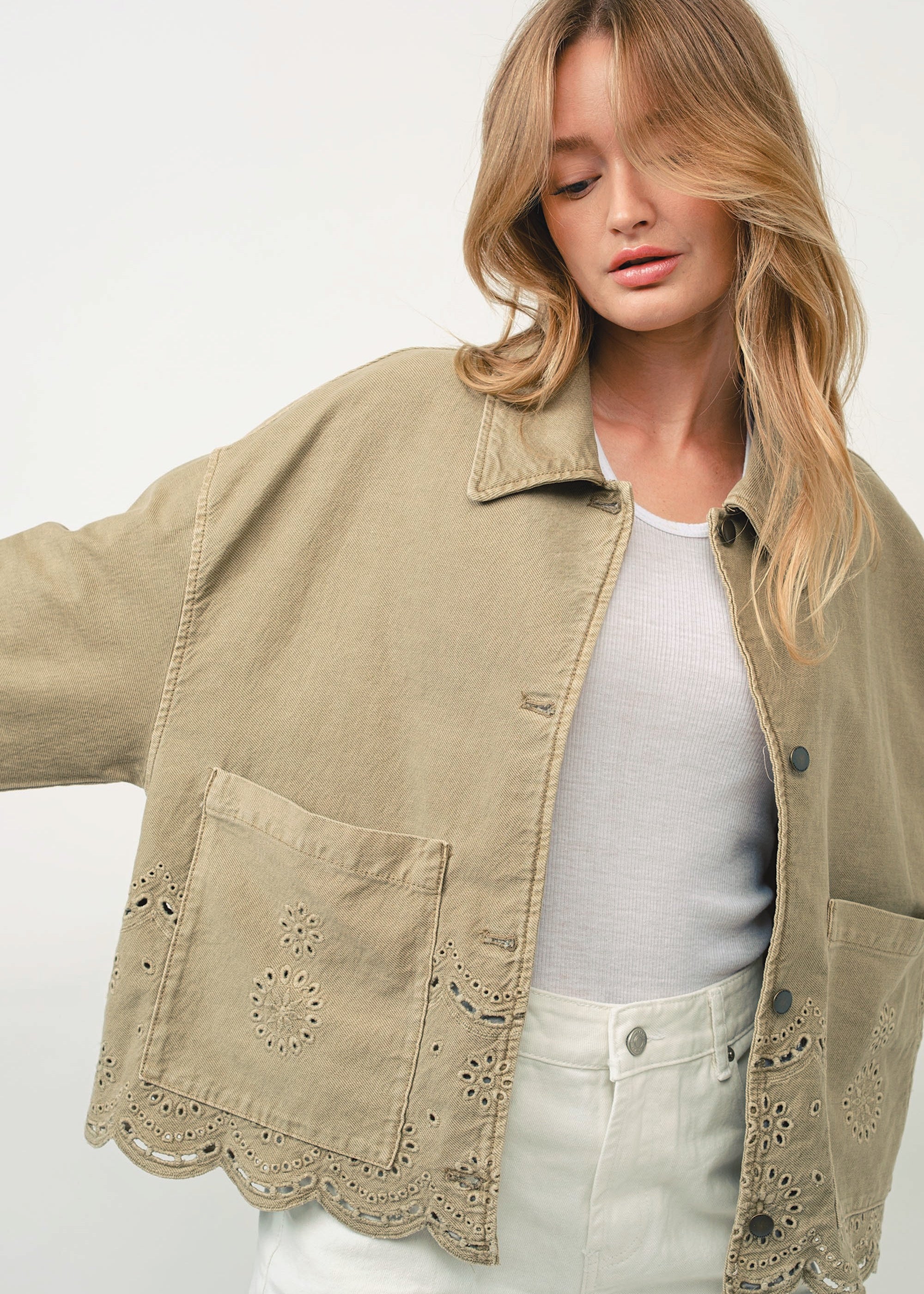 Magnolia Embroidered Denim Jacket - alldeserved.com