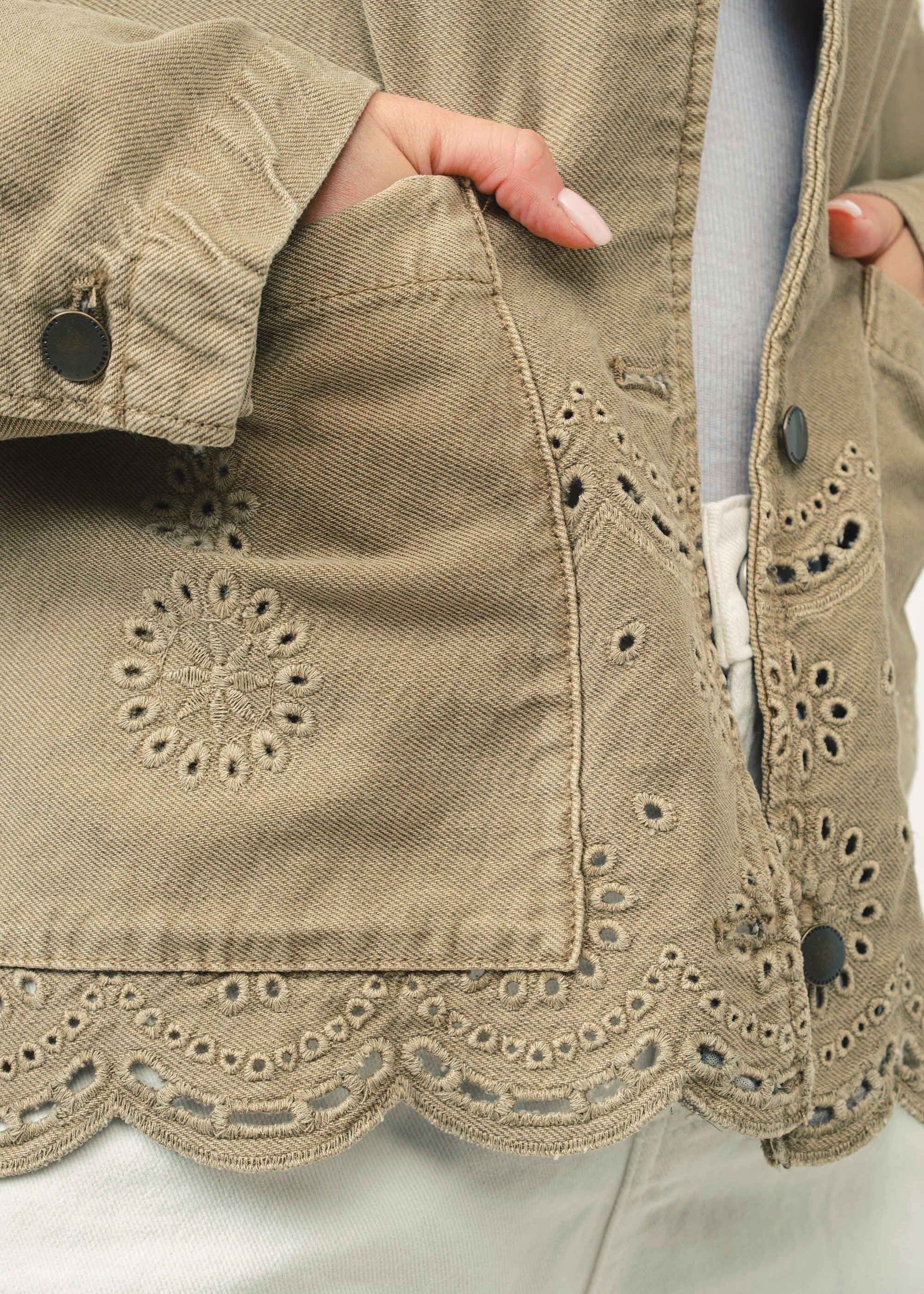 Magnolia Embroidered Denim Jacket - alldeserved.com