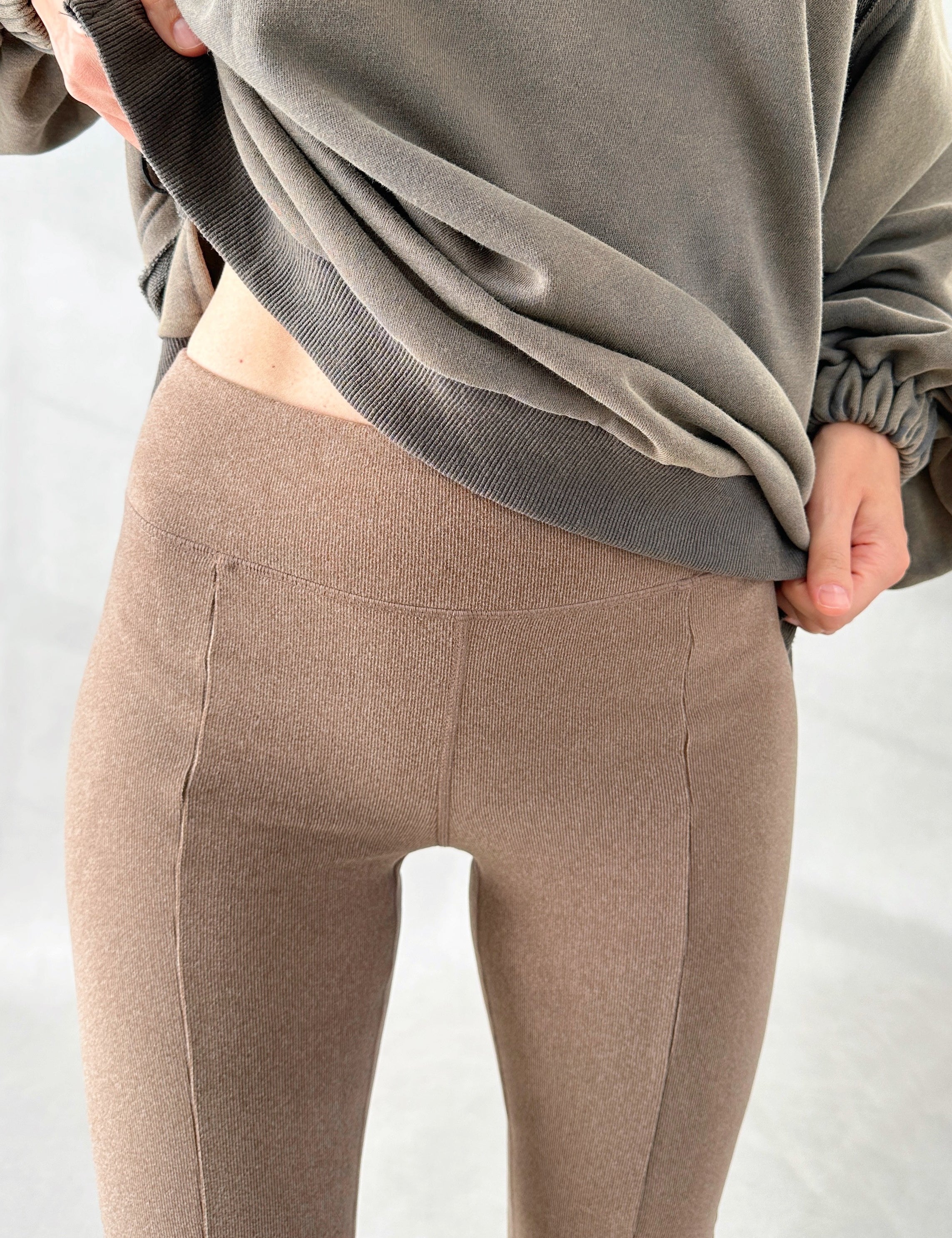Naomi Flare Leggings - alldeserved.com