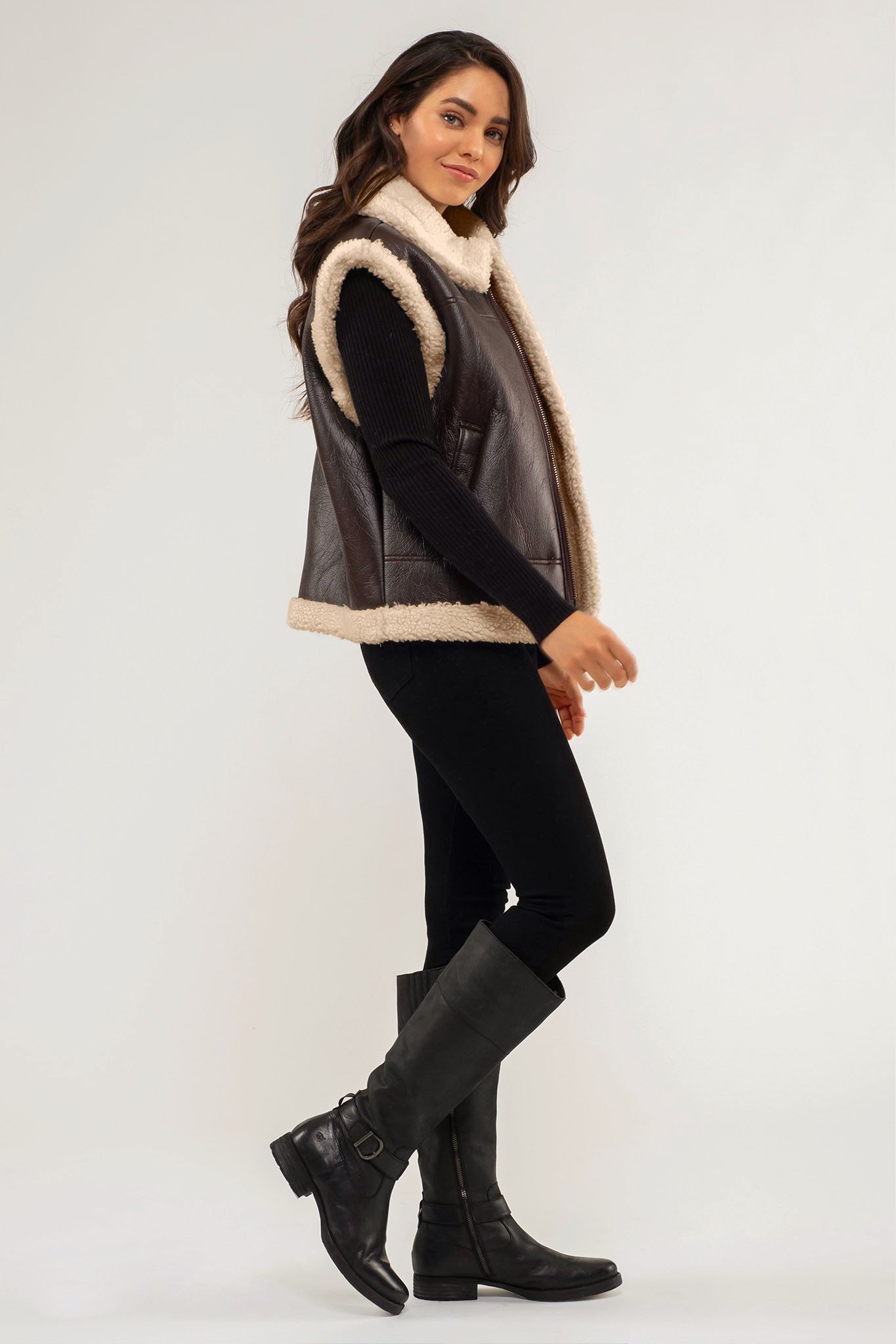 Cozy Vest - alldeserved.com
