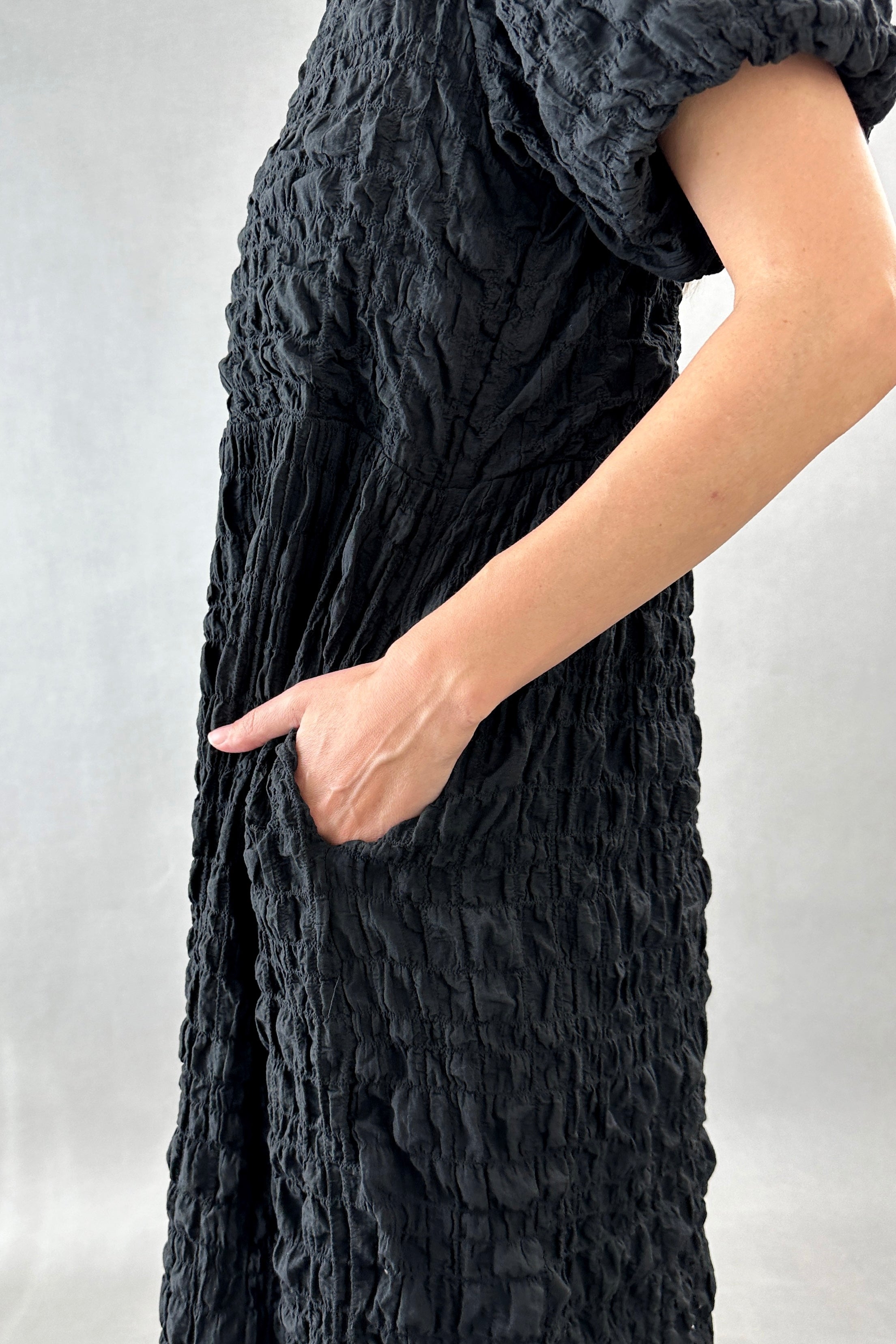 Lindsey Midi Black Dress - alldeserved.com