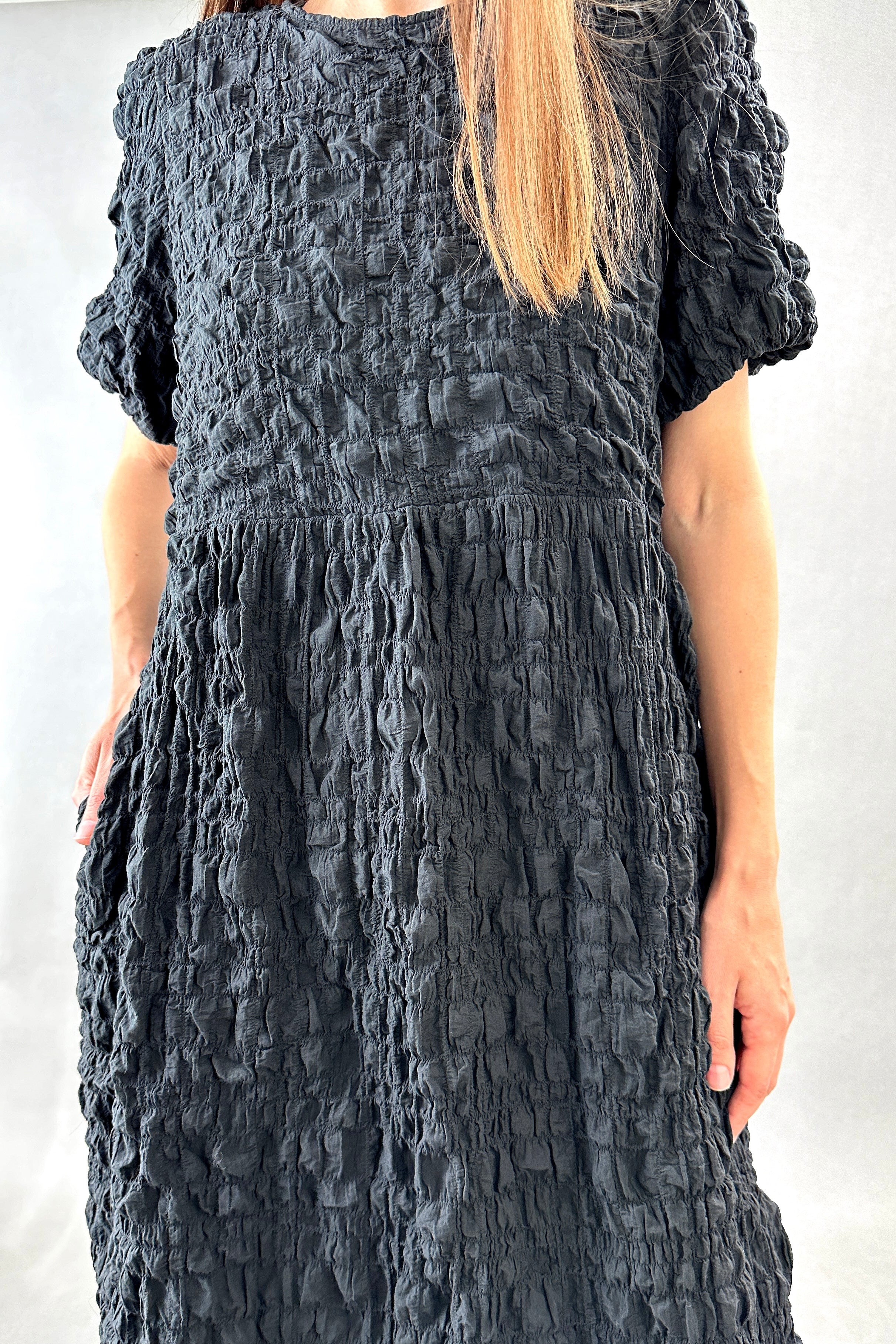 Lindsey Midi Black Dress - alldeserved.com