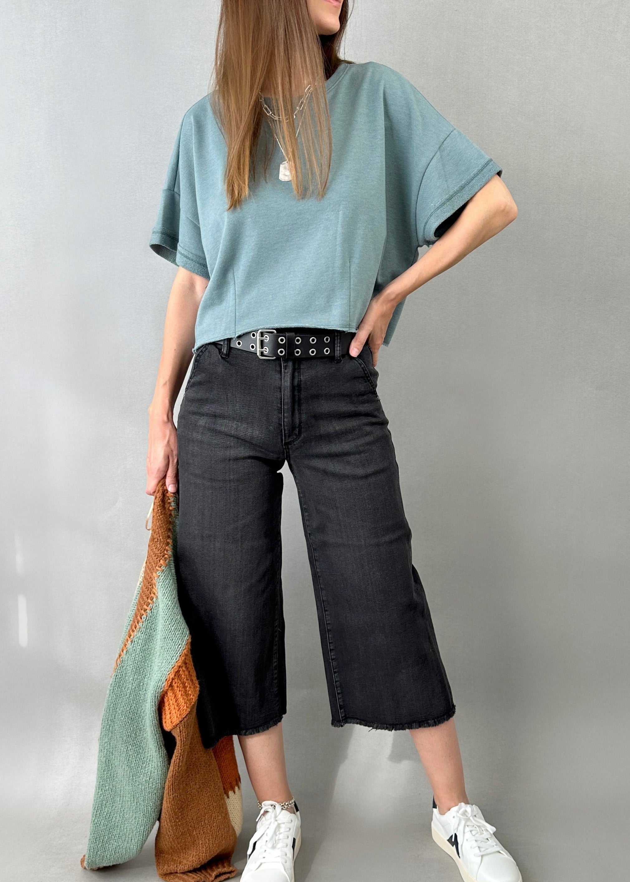 Jetset Crop Jeans - alldeserved.com