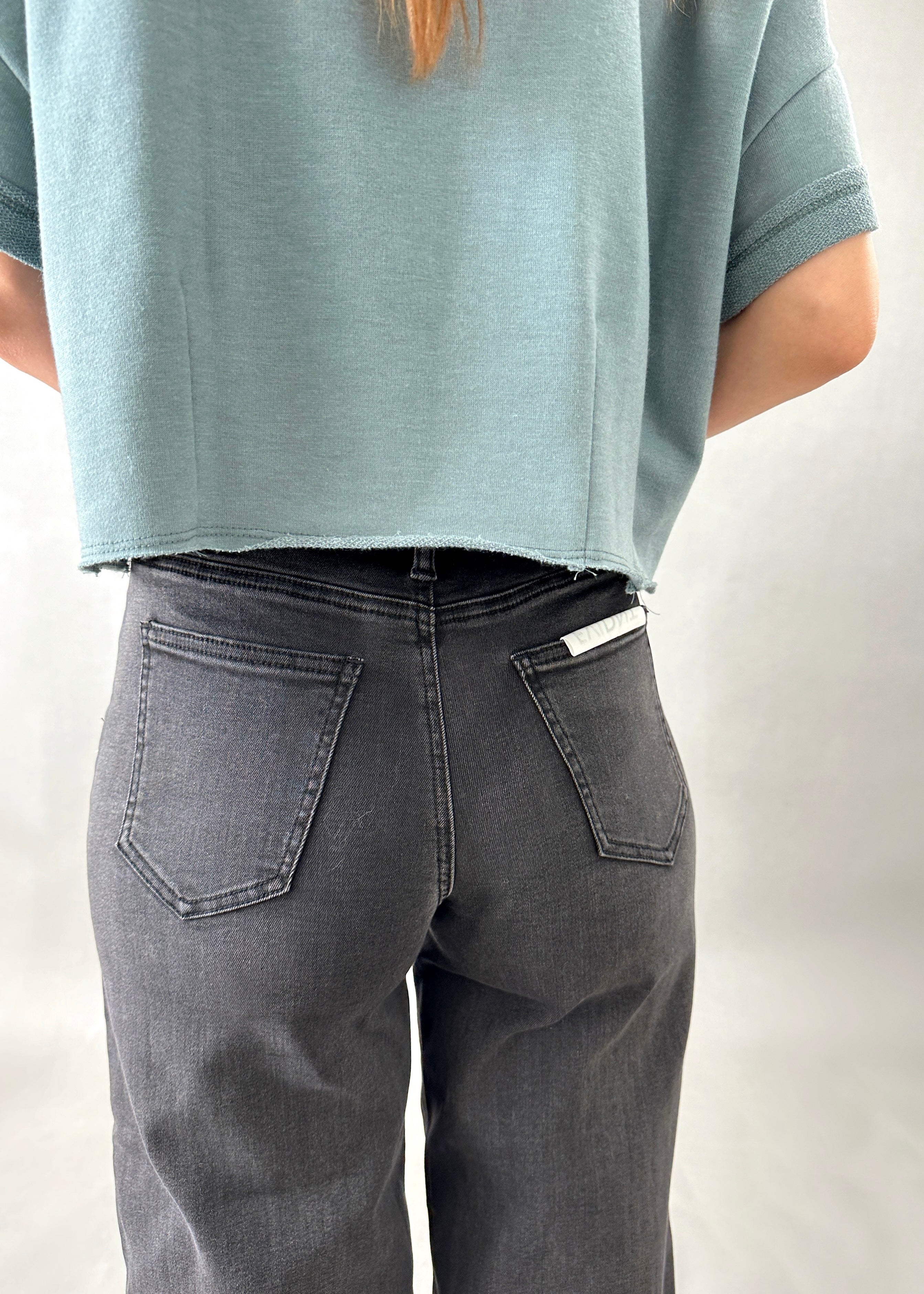 Jetset Crop Jeans - alldeserved.com