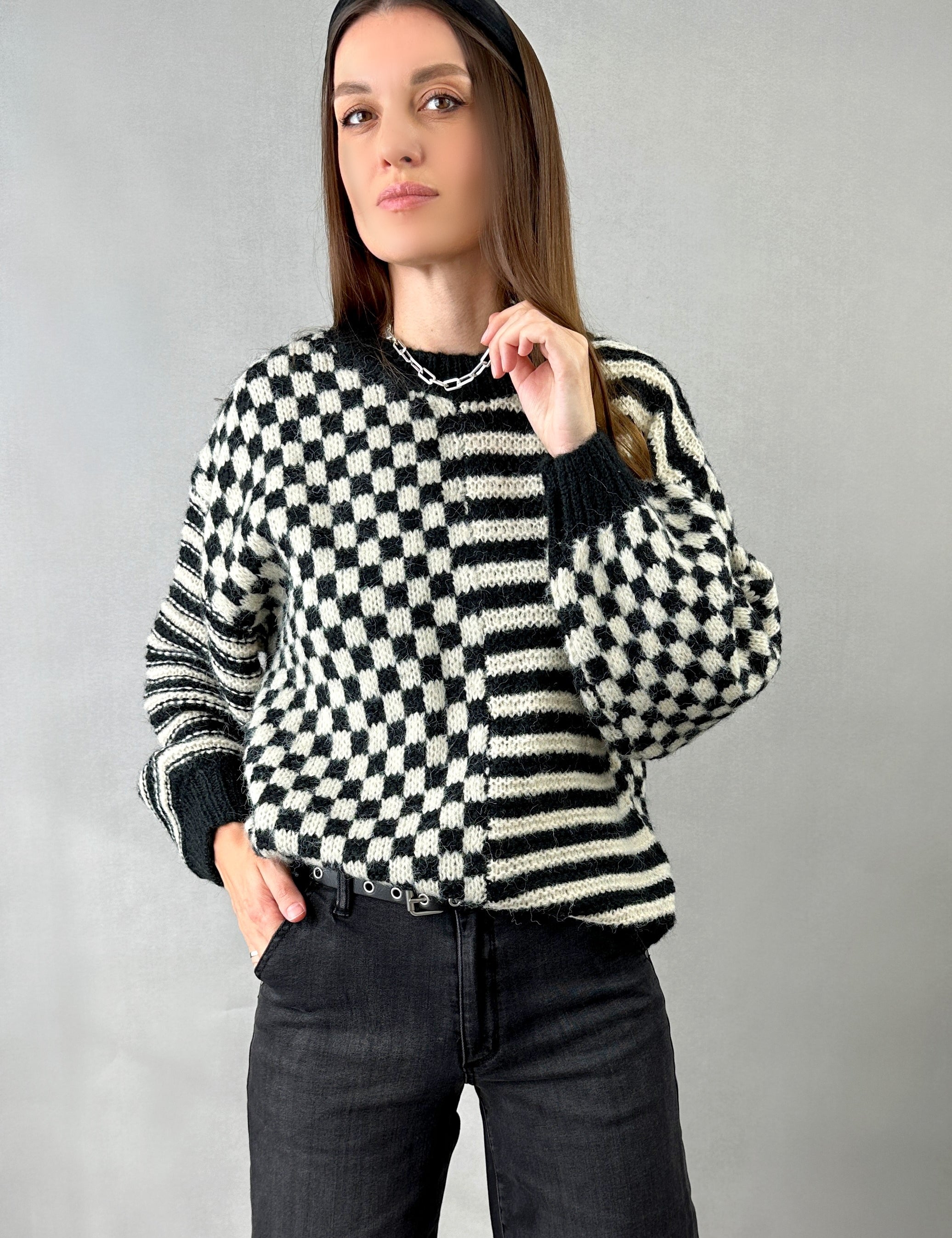 Forever Cool Sweater - alldeserved.com
