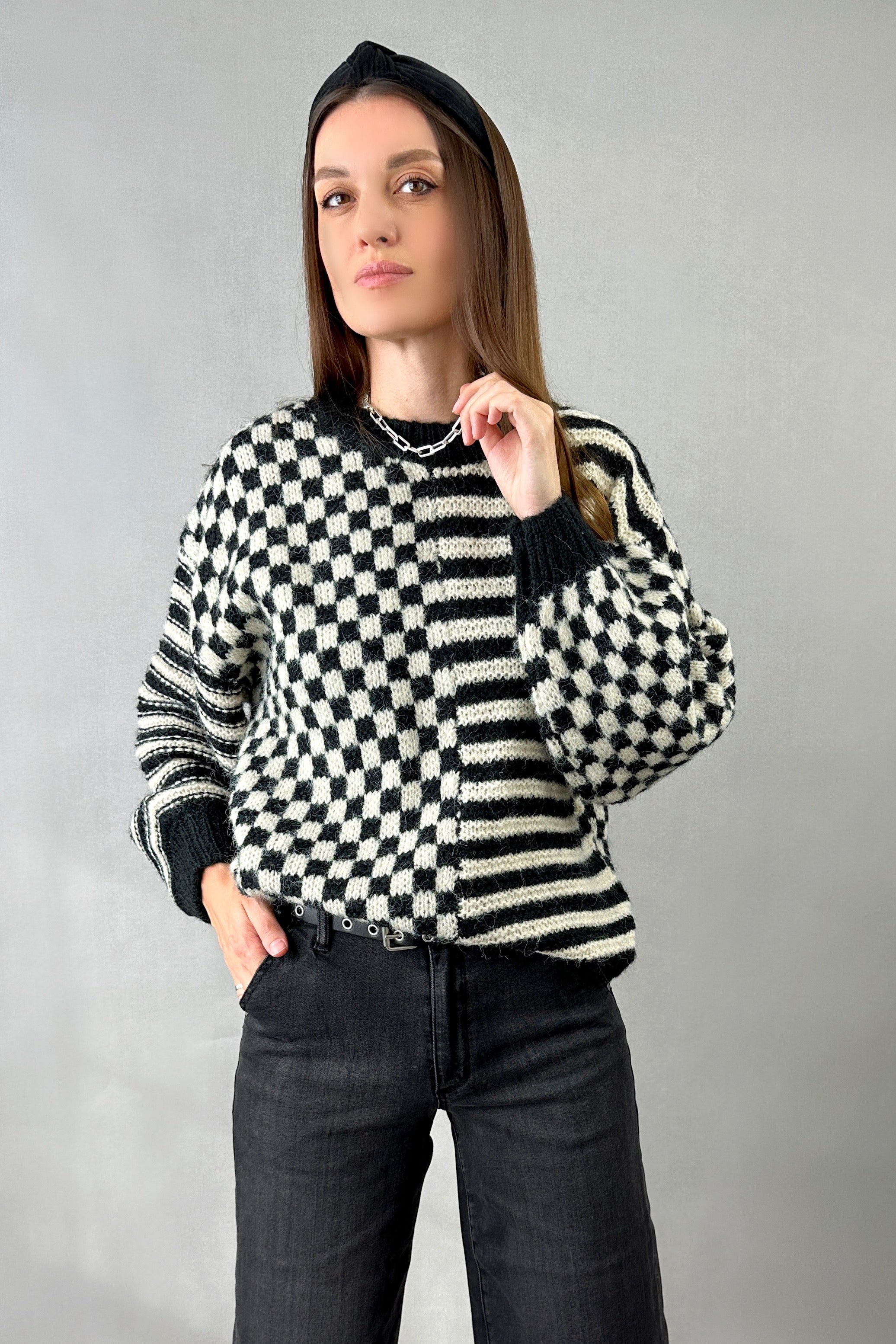 Forever Cool Sweater - alldeserved.com