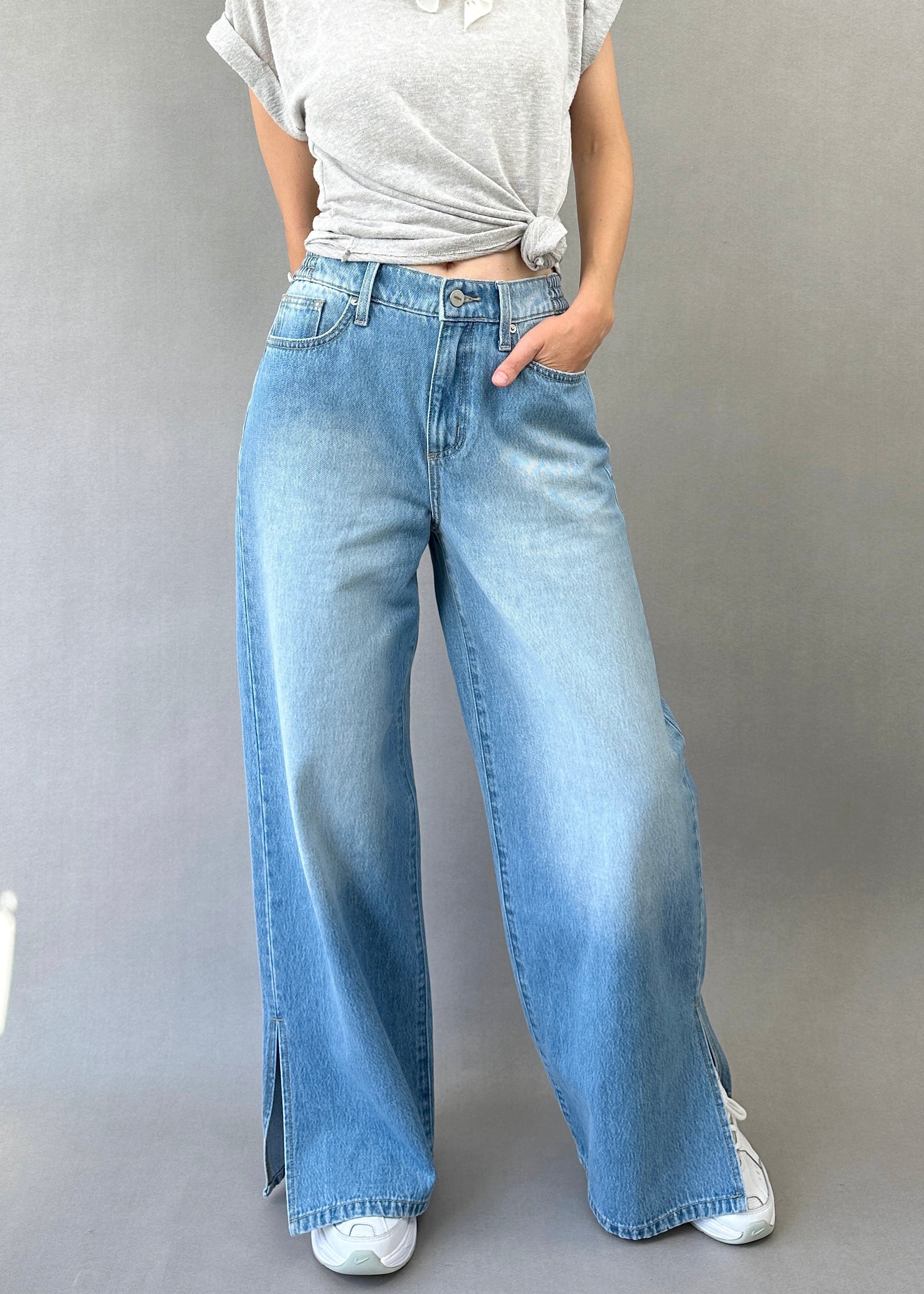 Clara High-Waisted Wide-Leg Jeans - alldeserved.com