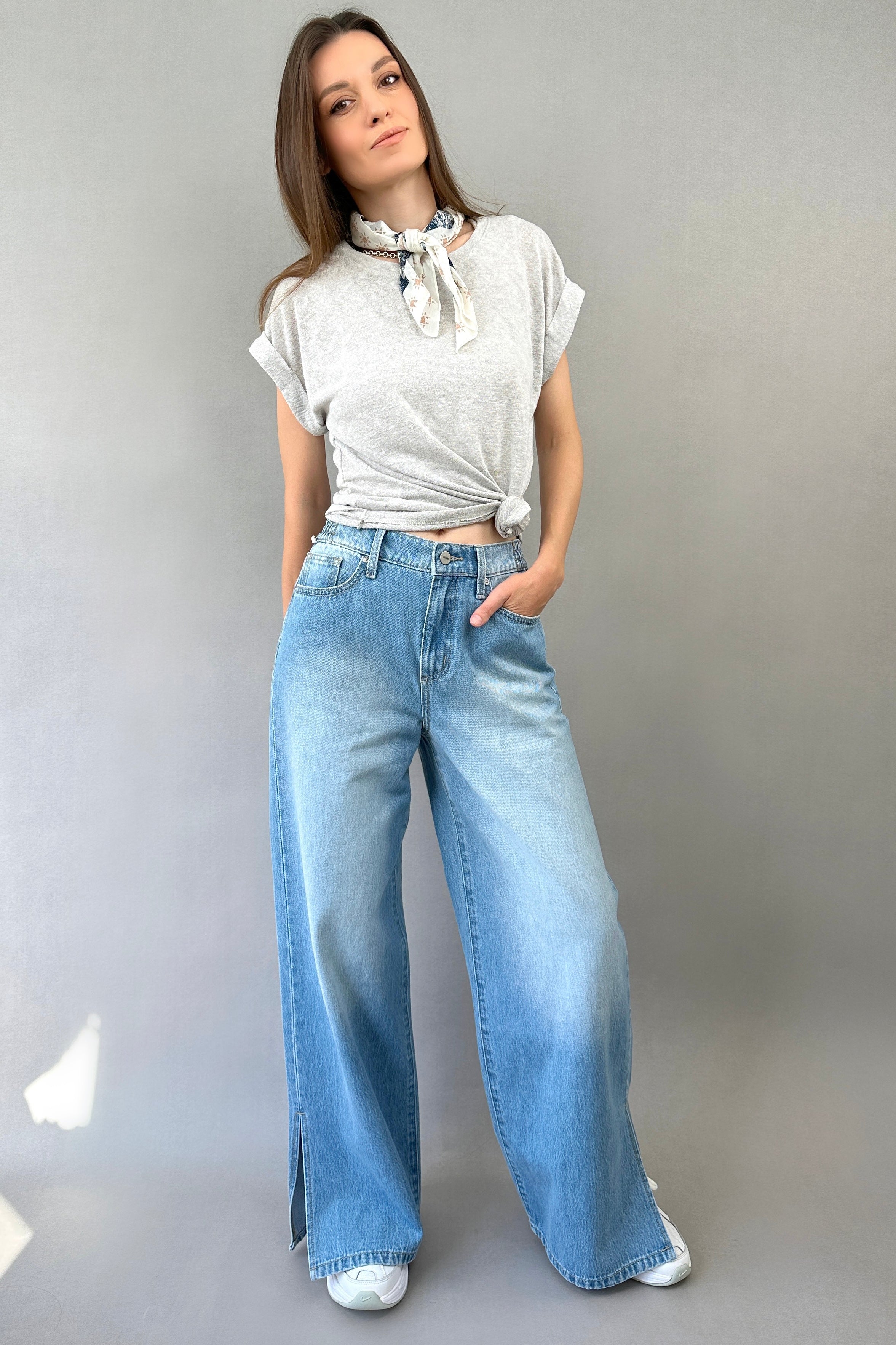 Clara High-Waisted Wide-Leg Jeans - alldeserved.com