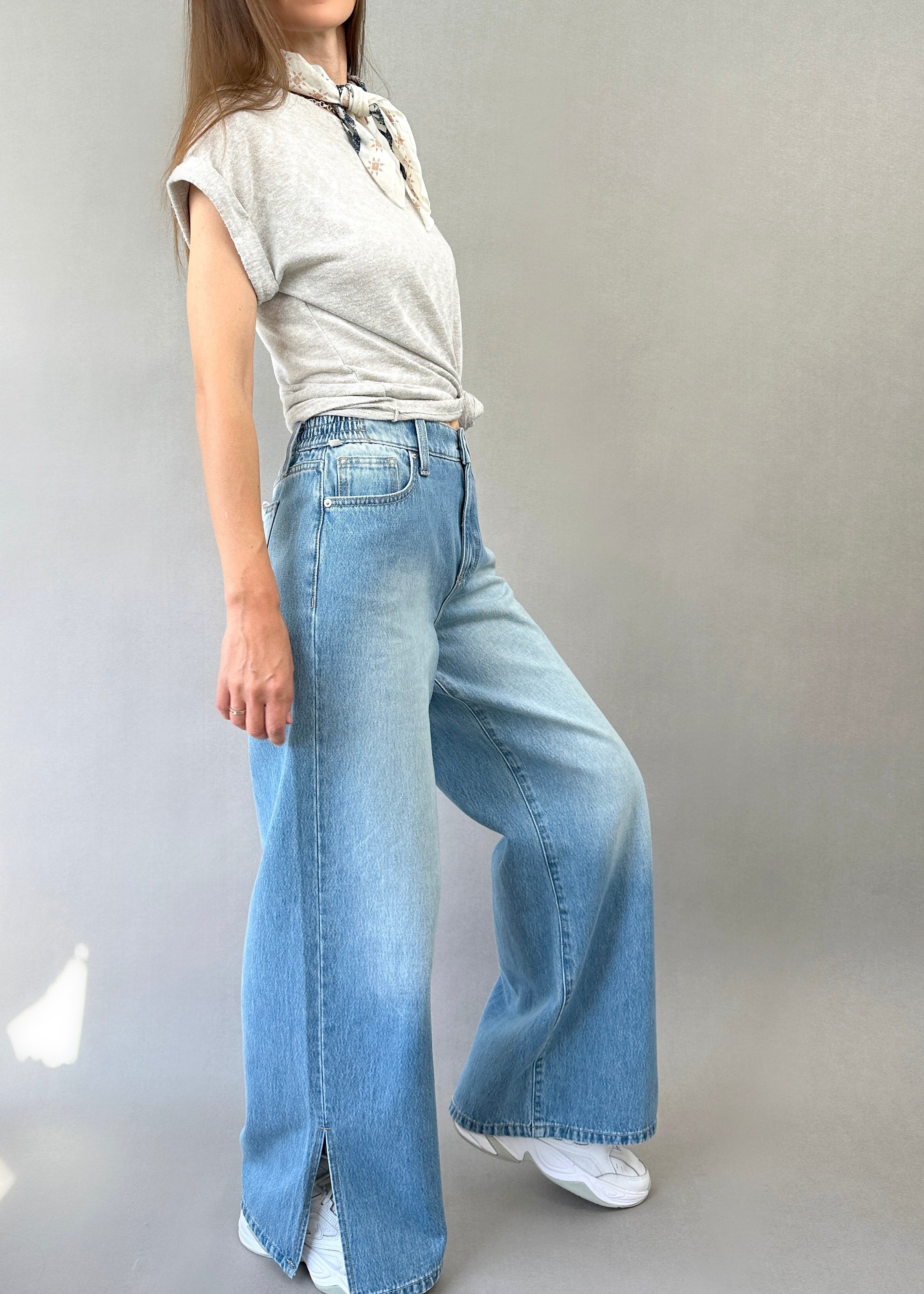 Clara High-Waisted Wide-Leg Jeans - alldeserved.com