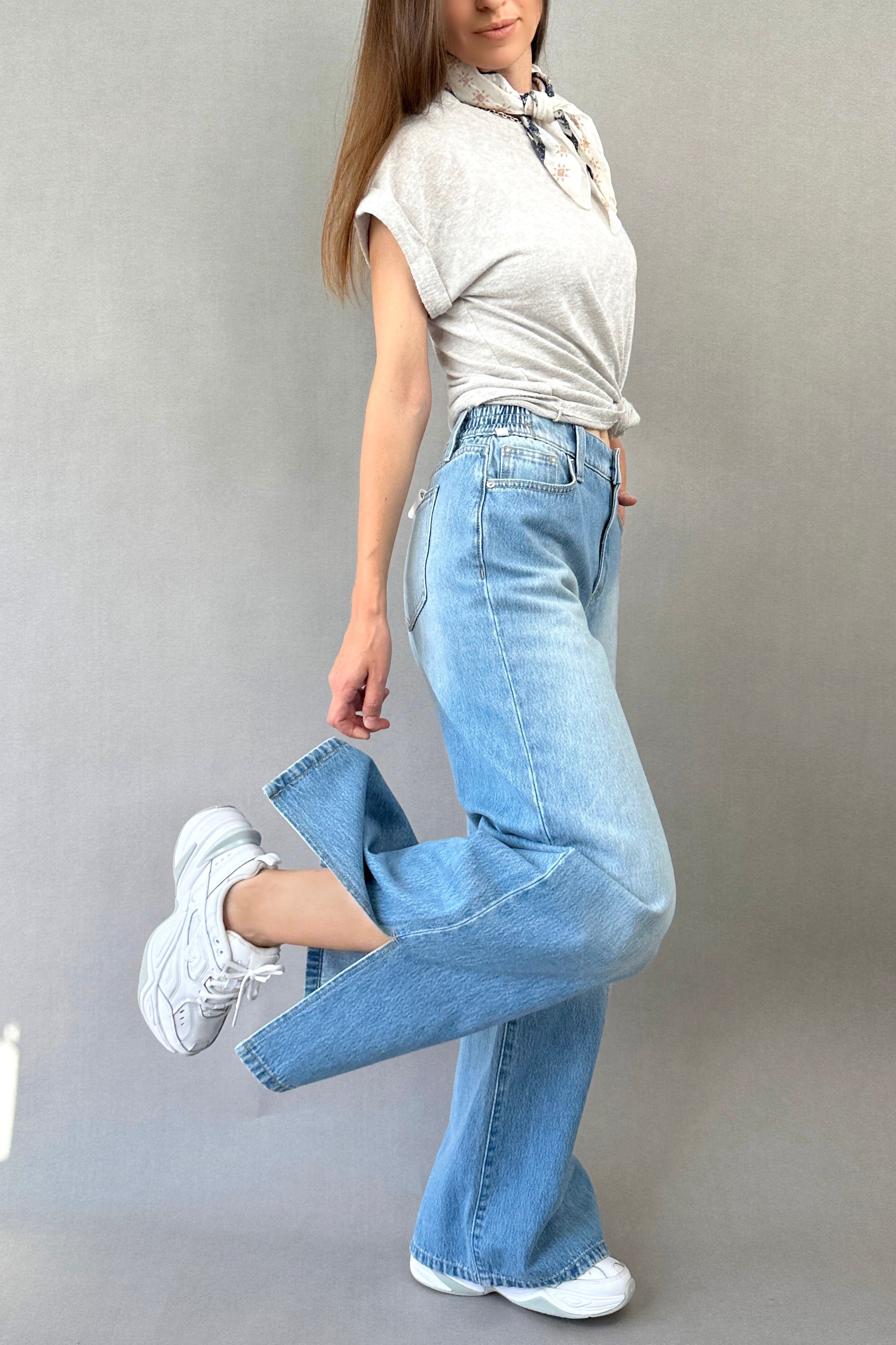Clara High-Waisted Wide-Leg Jeans - alldeserved.com
