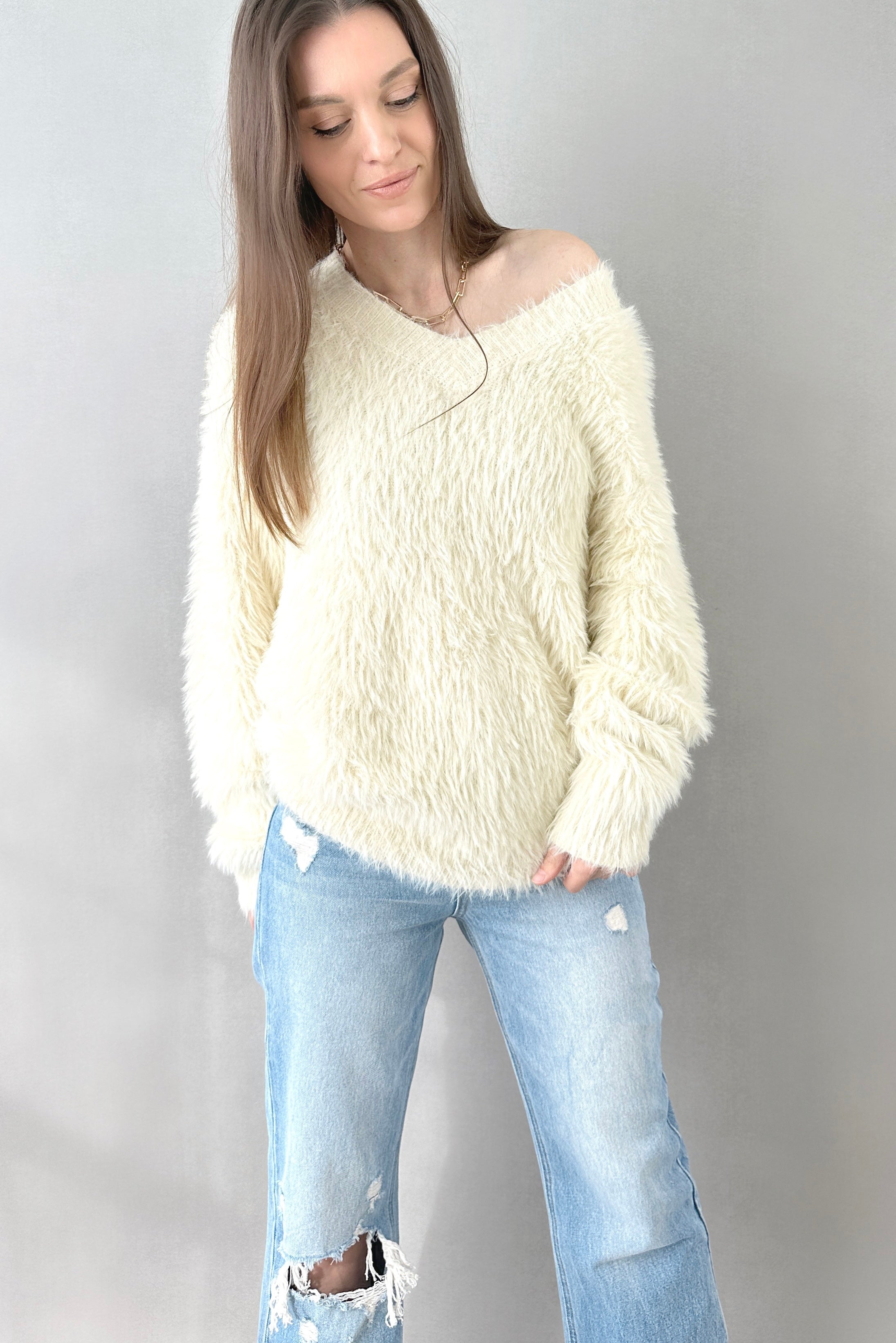 Cozy Fuzzy Sweater - alldeserved.com