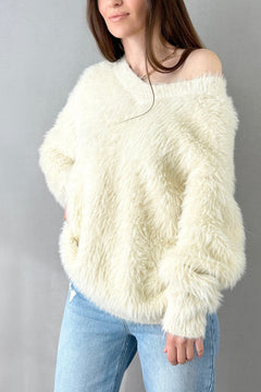 Cozy Fuzzy Sweater - alldeserved.com