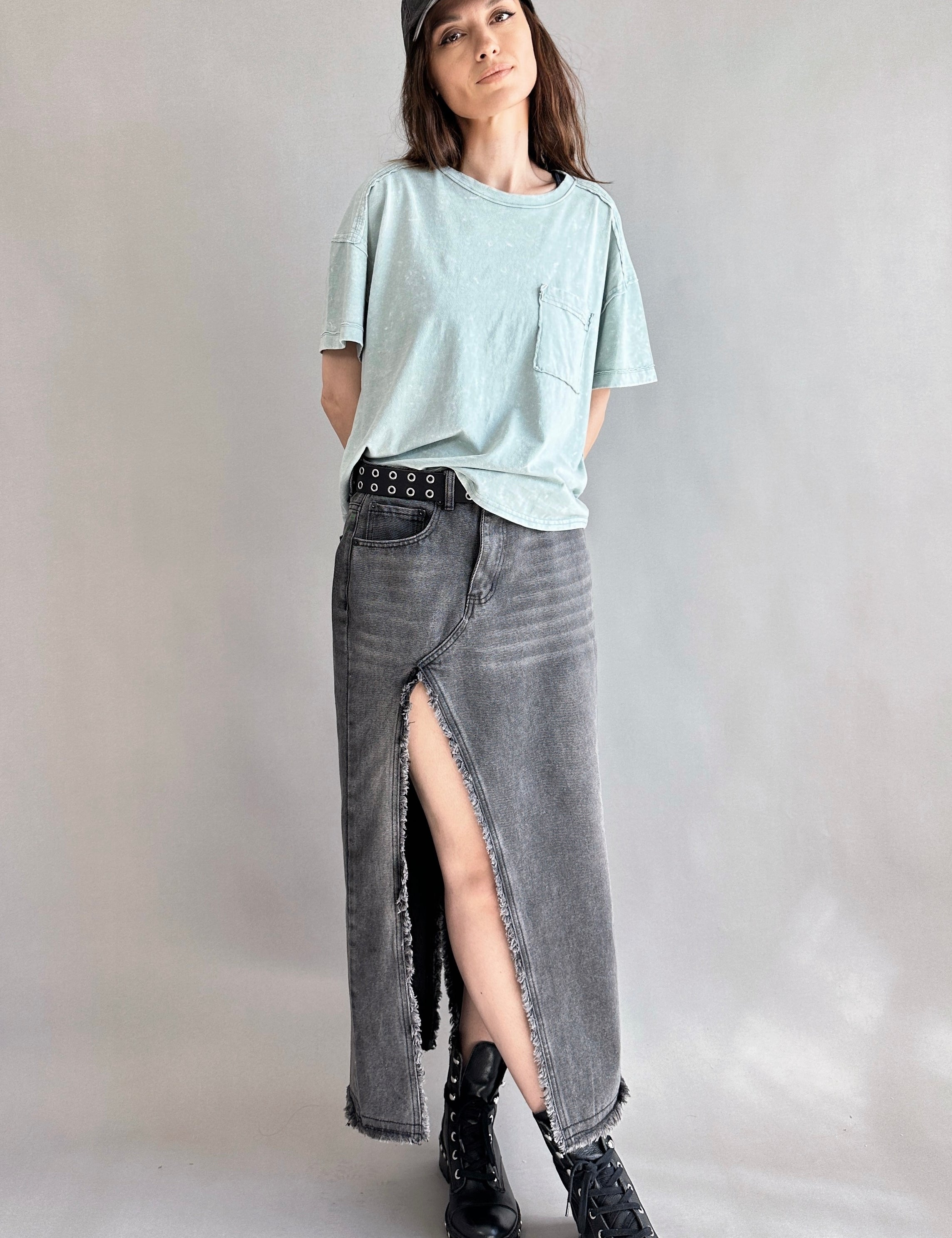 Raw Seamed Washed Tee - alldeserved.com