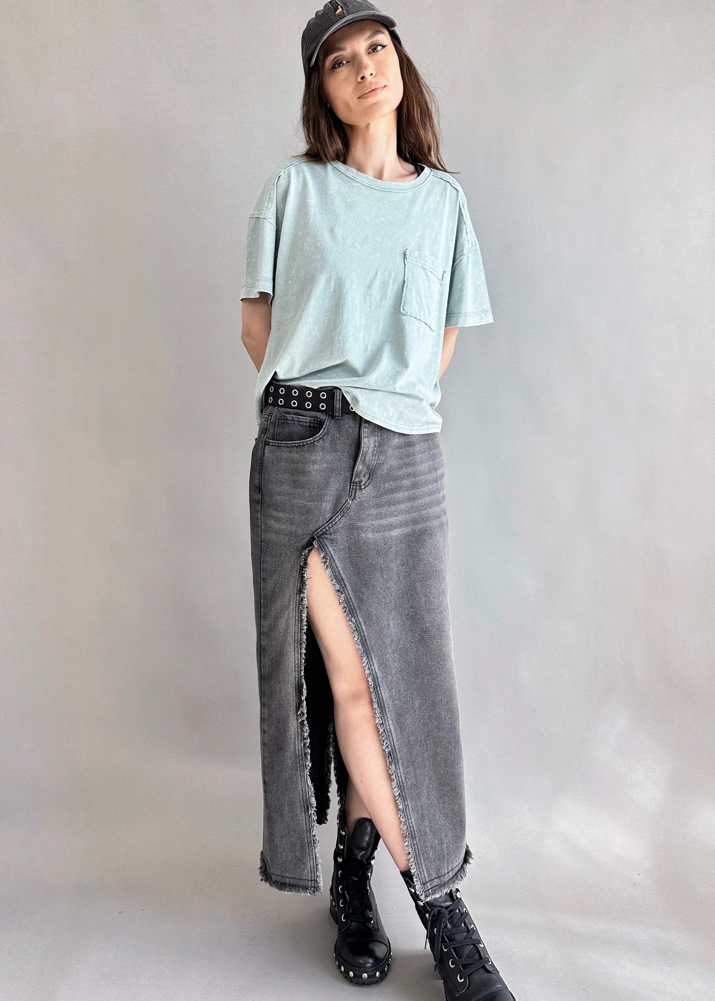 Raw Seamed Washed Tee - alldeserved.com